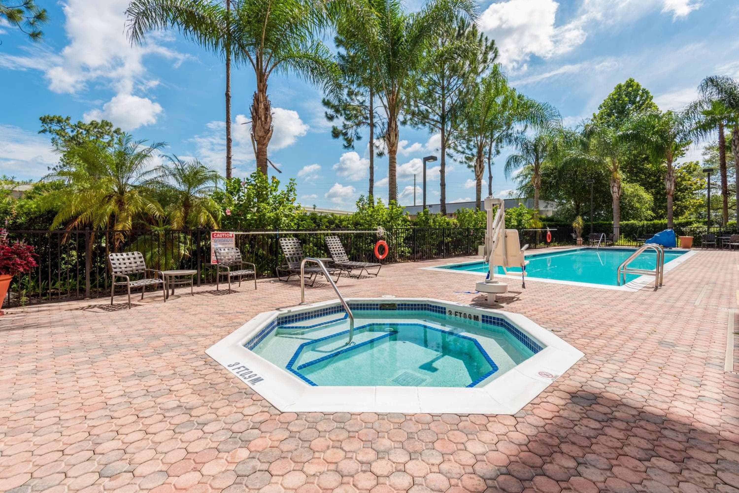 Hampton Inn & Suites Orlando-South Lake Buena Vista
