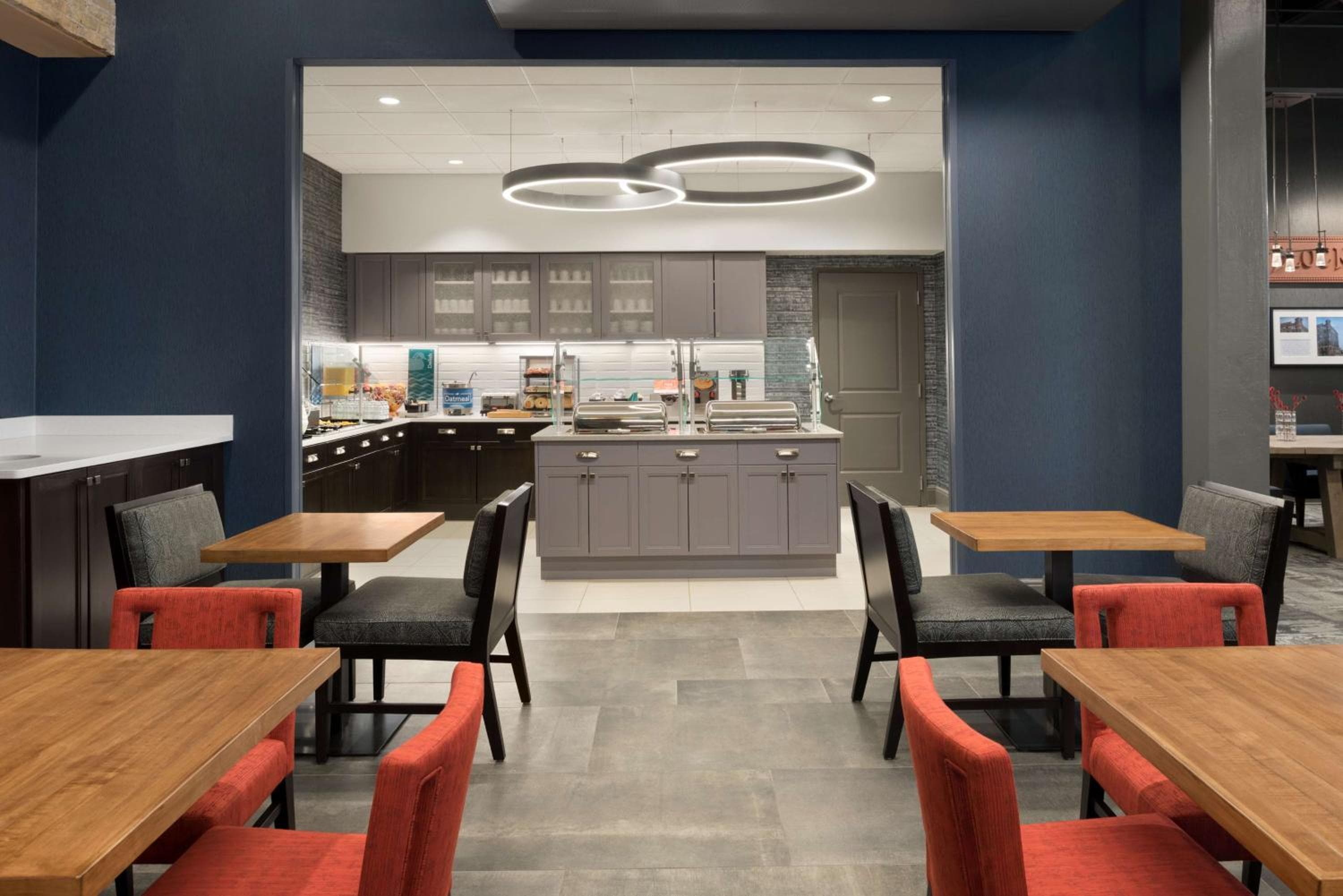 Homewood Suites By Hilton Milwaukee Downtown