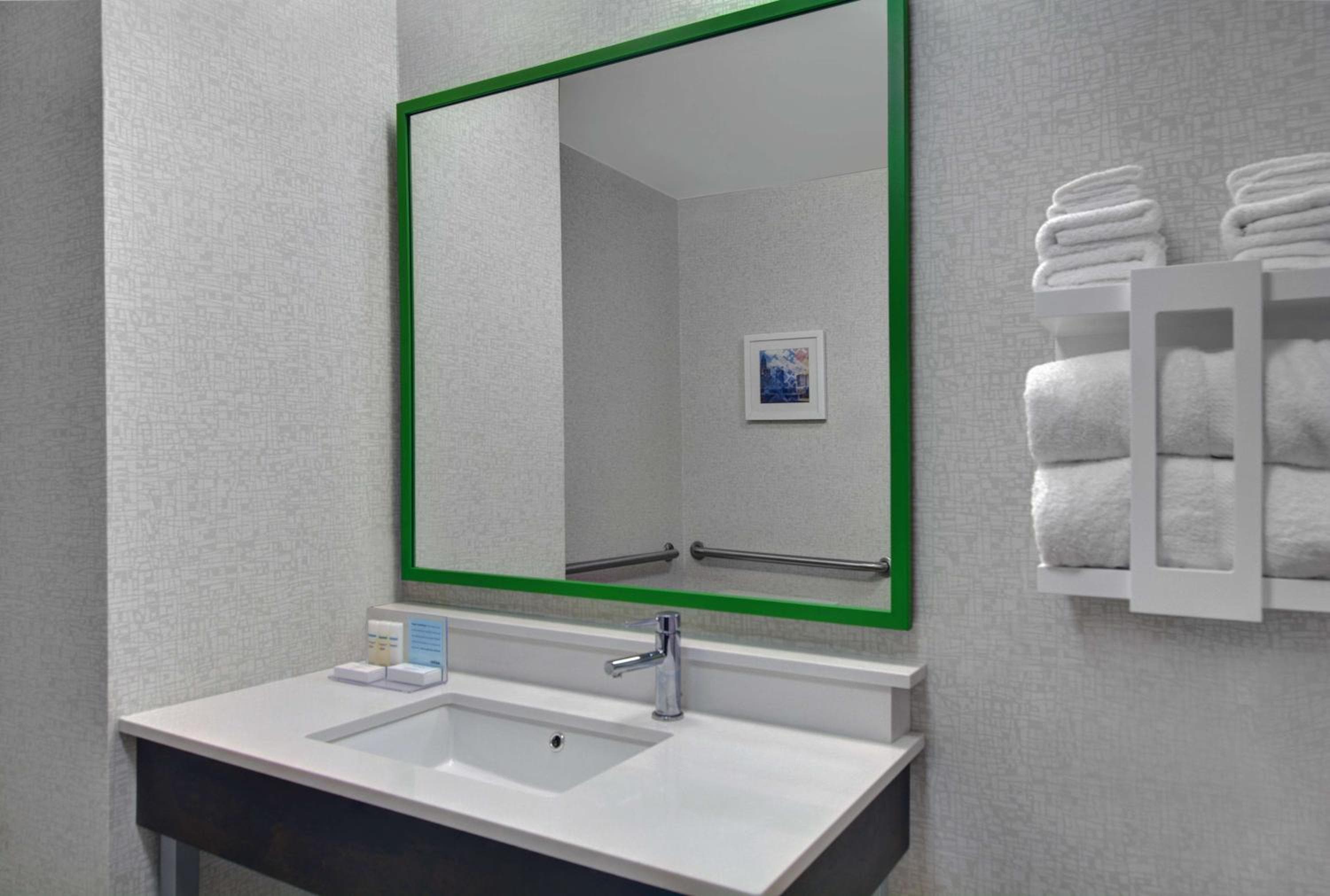 Hampton Inn Charlotte Monroe