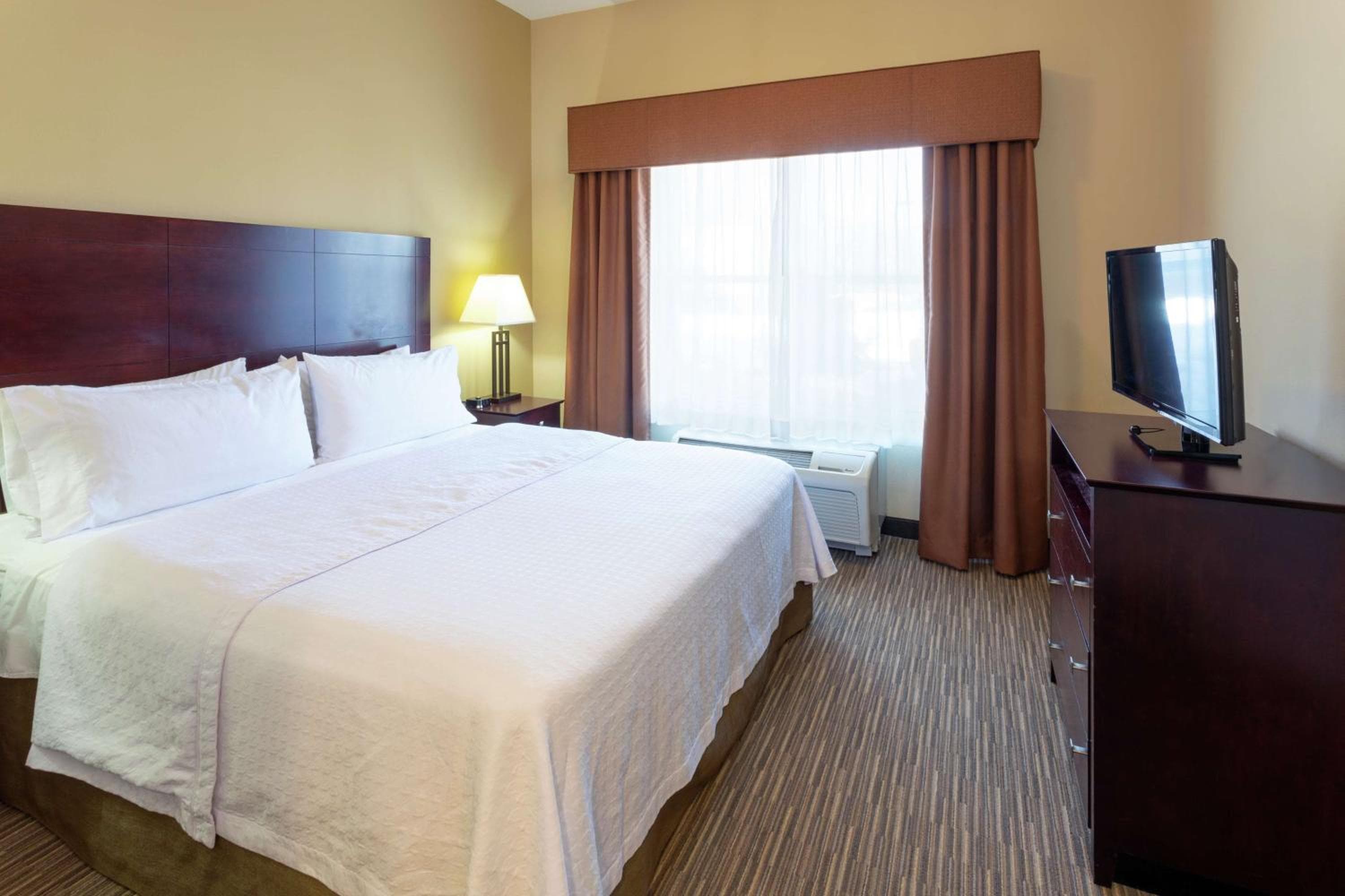 Homewood Suites by Hilton Minneapolis - Saint Louis Park at West End