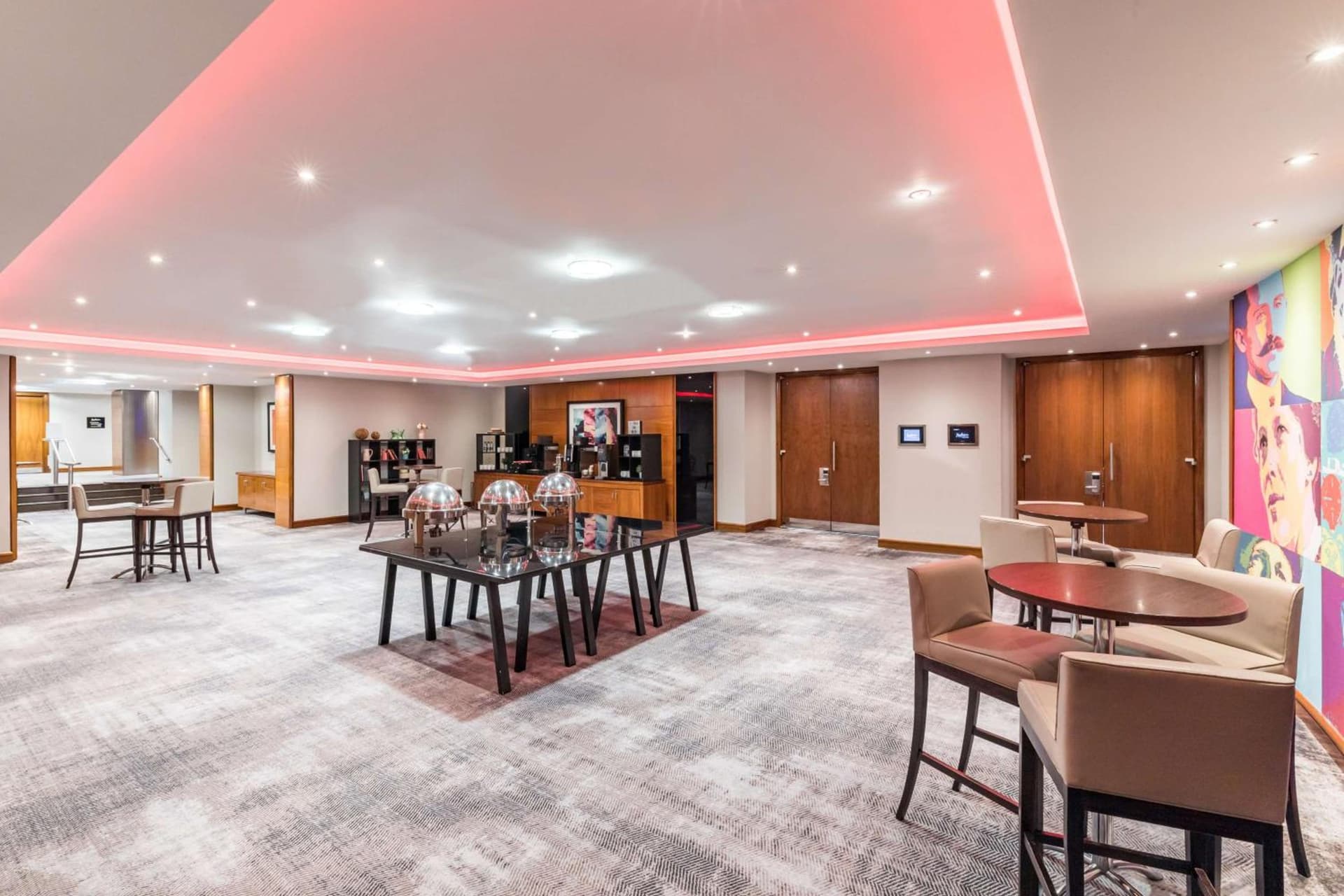 Radisson RED London Heathrow