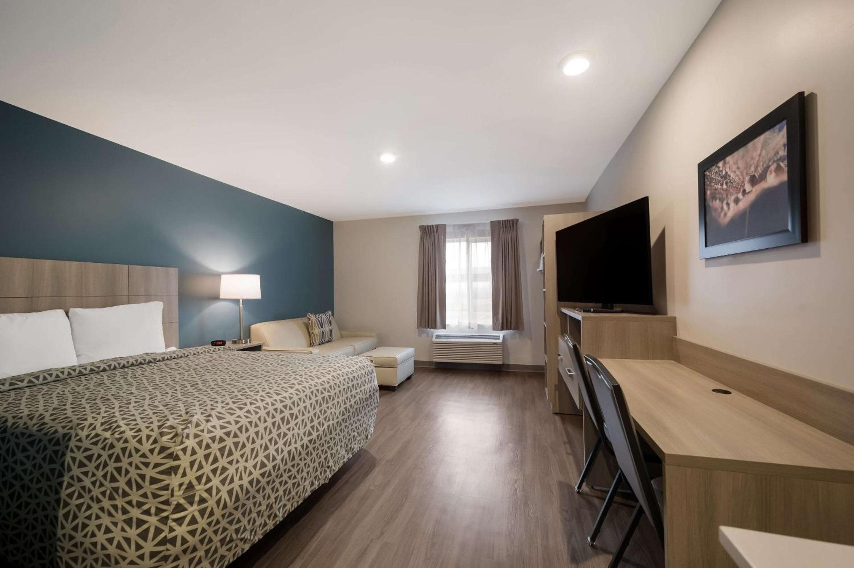 WoodSpring Suites Wixom - Novi