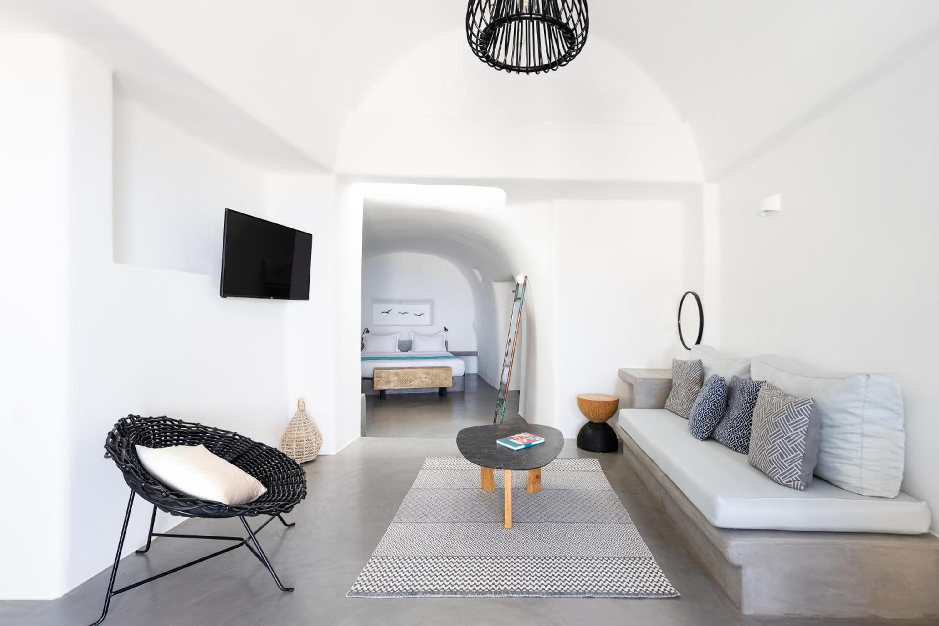 Danae Suites Santorini