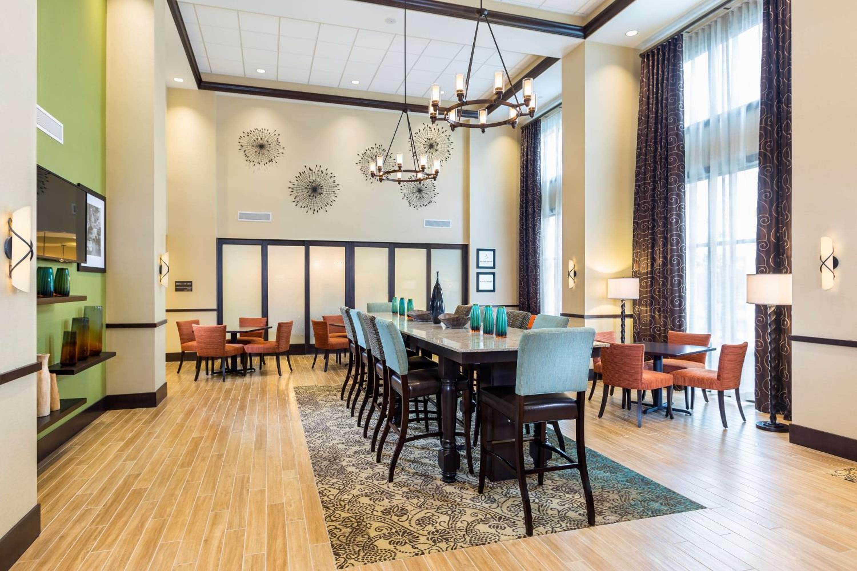 Hampton Inn & Suites Philadelphia Montgomeryville