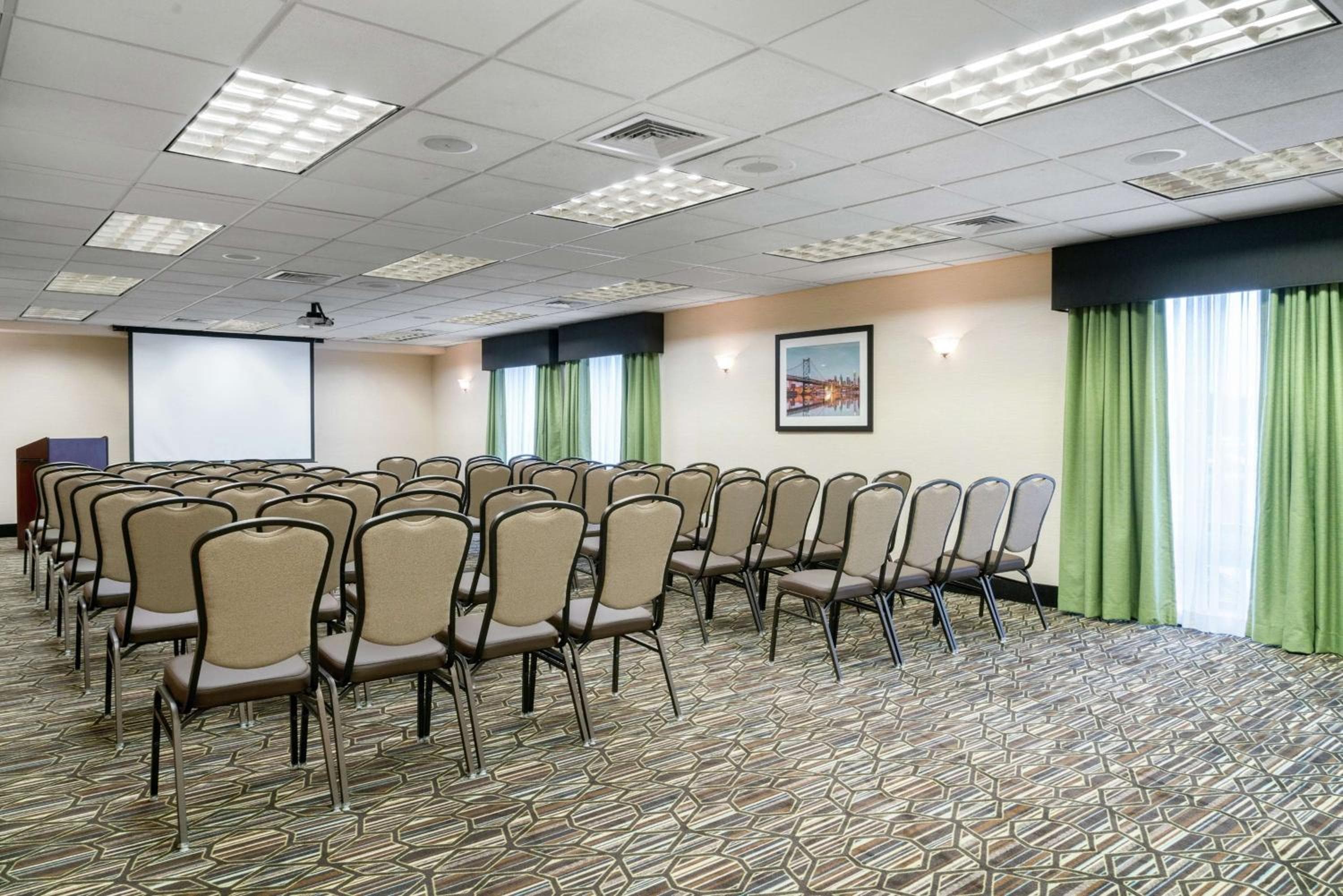 Hampton Inn & Suites Valley Forge/Oaks