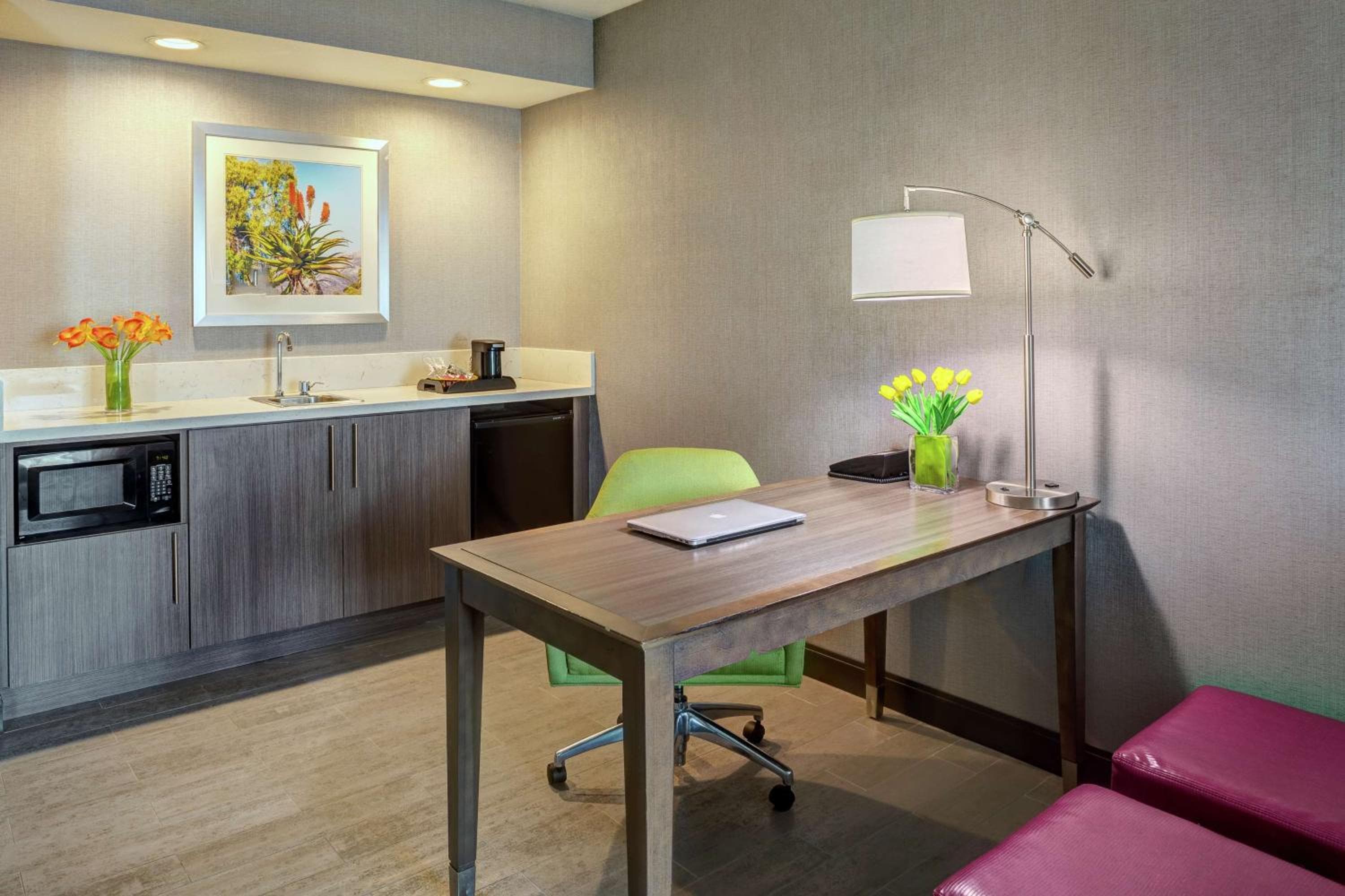Hampton Inn & Suites Palm Desert