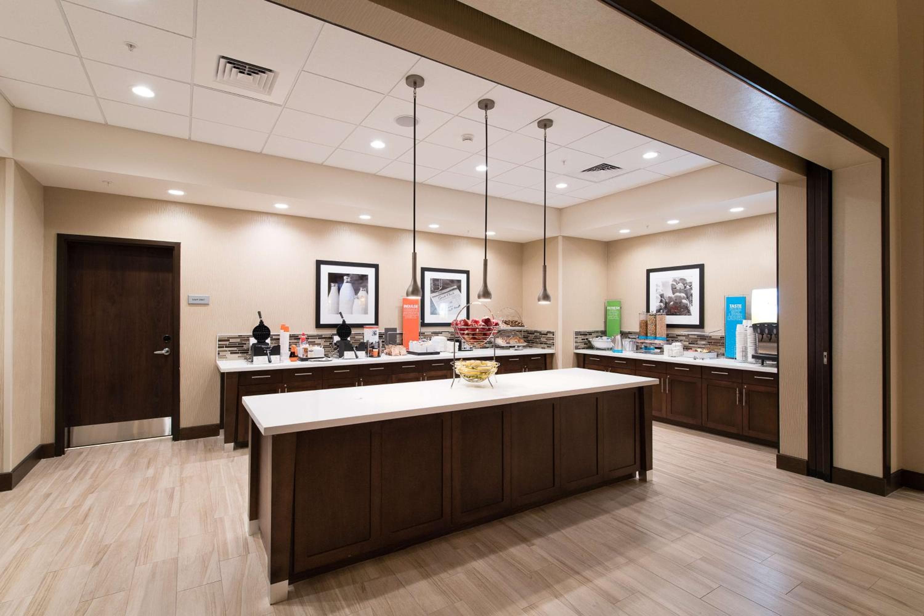 Hampton Inn & Suites Walterboro