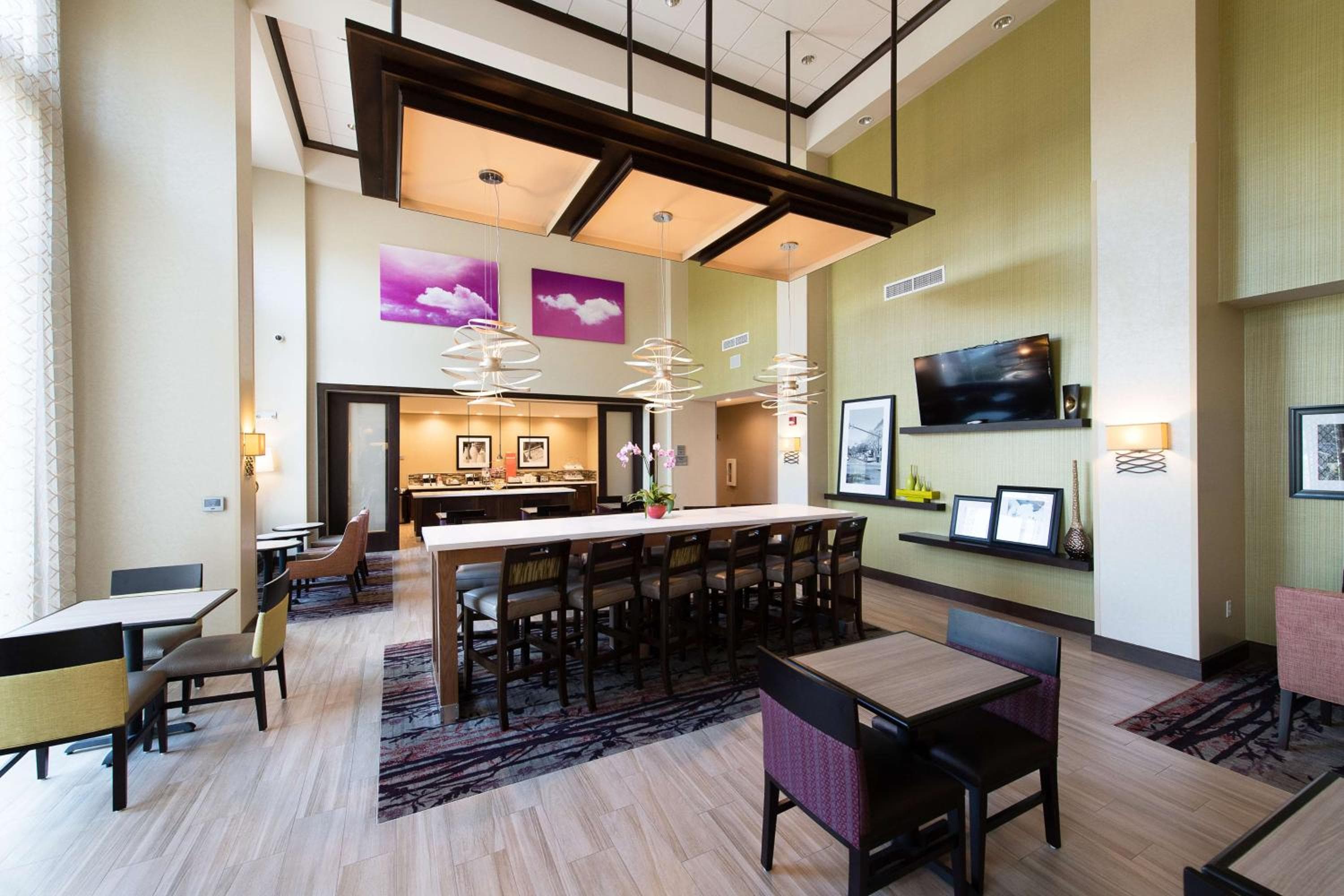 Hampton Inn & Suites Walterboro
