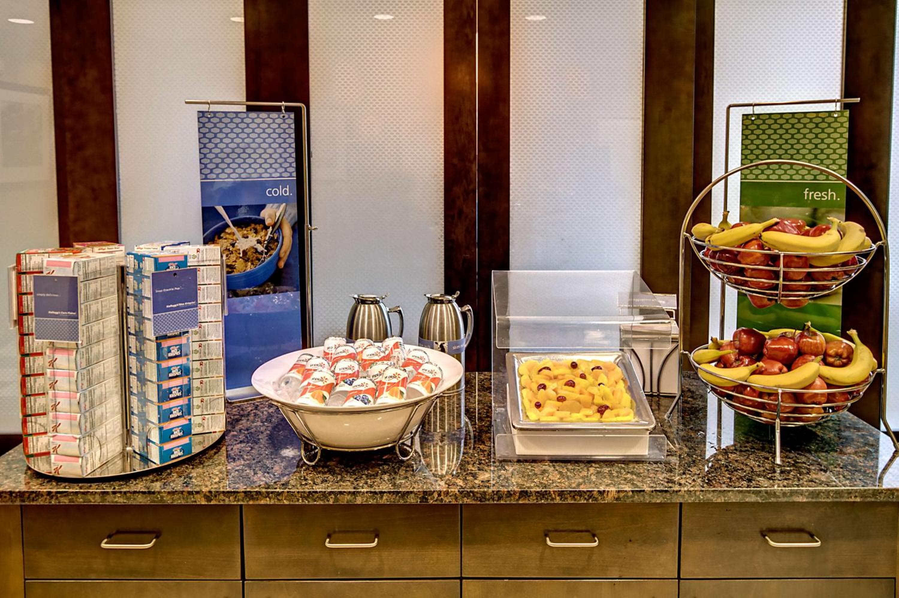 Hampton Inn & Suites Rochester/Henrietta