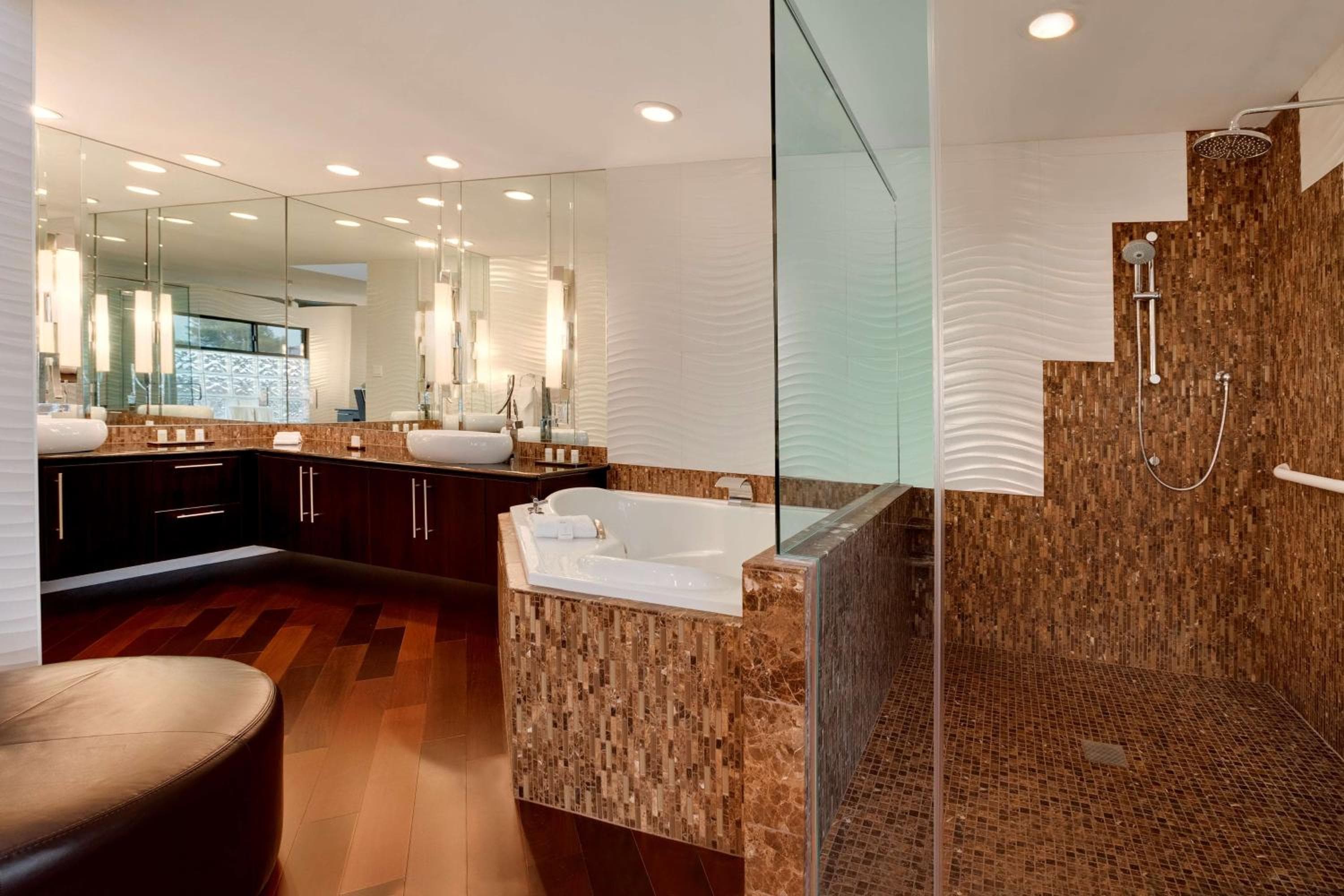 Embassy Suites by Hilton Scottsdale Resort
