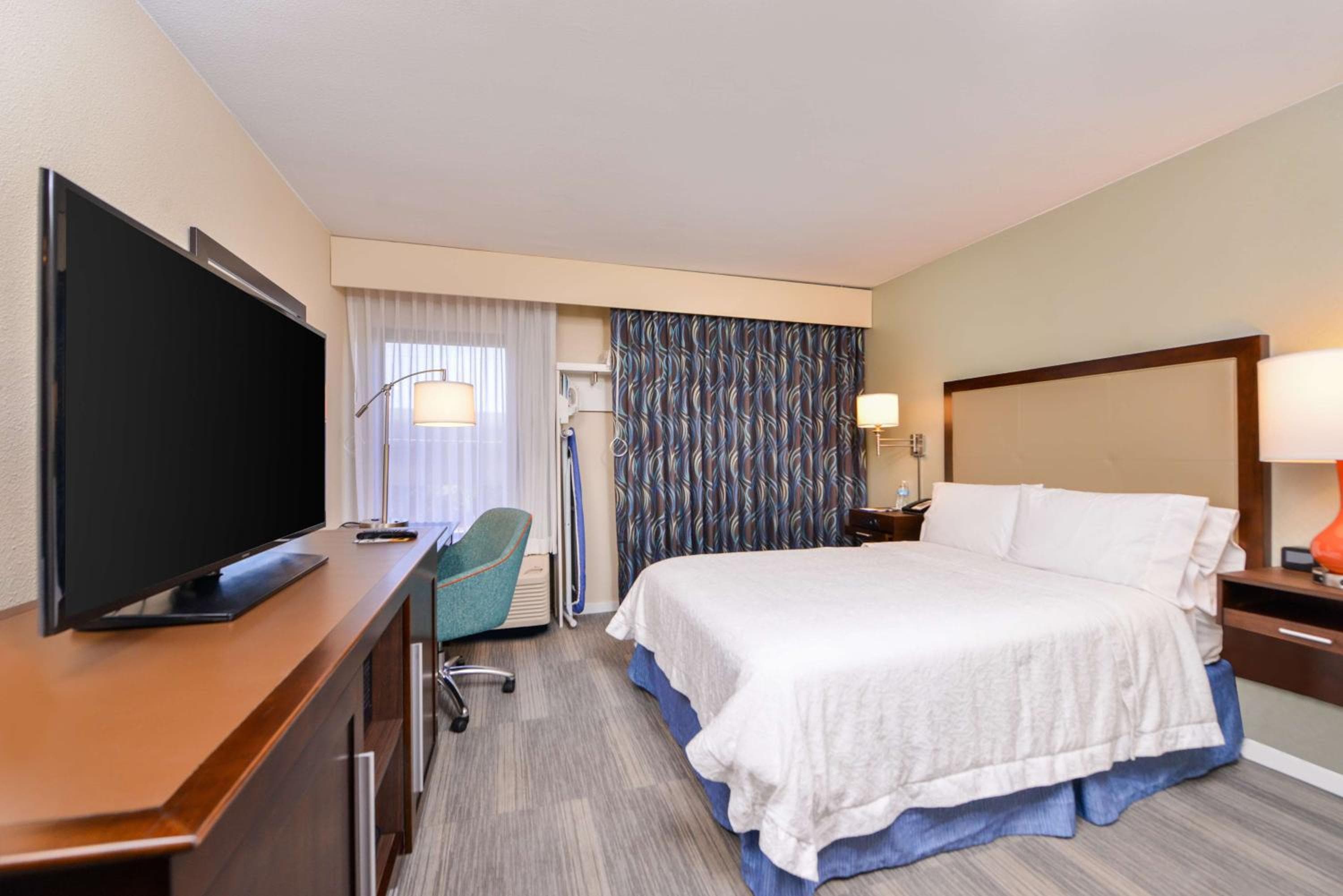 Hampton Inn Seattle Airport