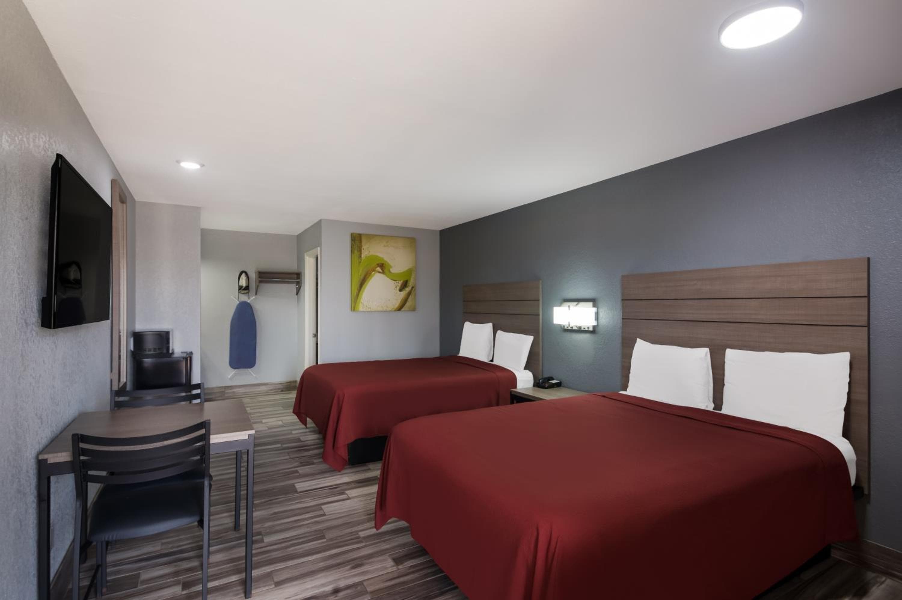 Americas Best Value Inn Buda