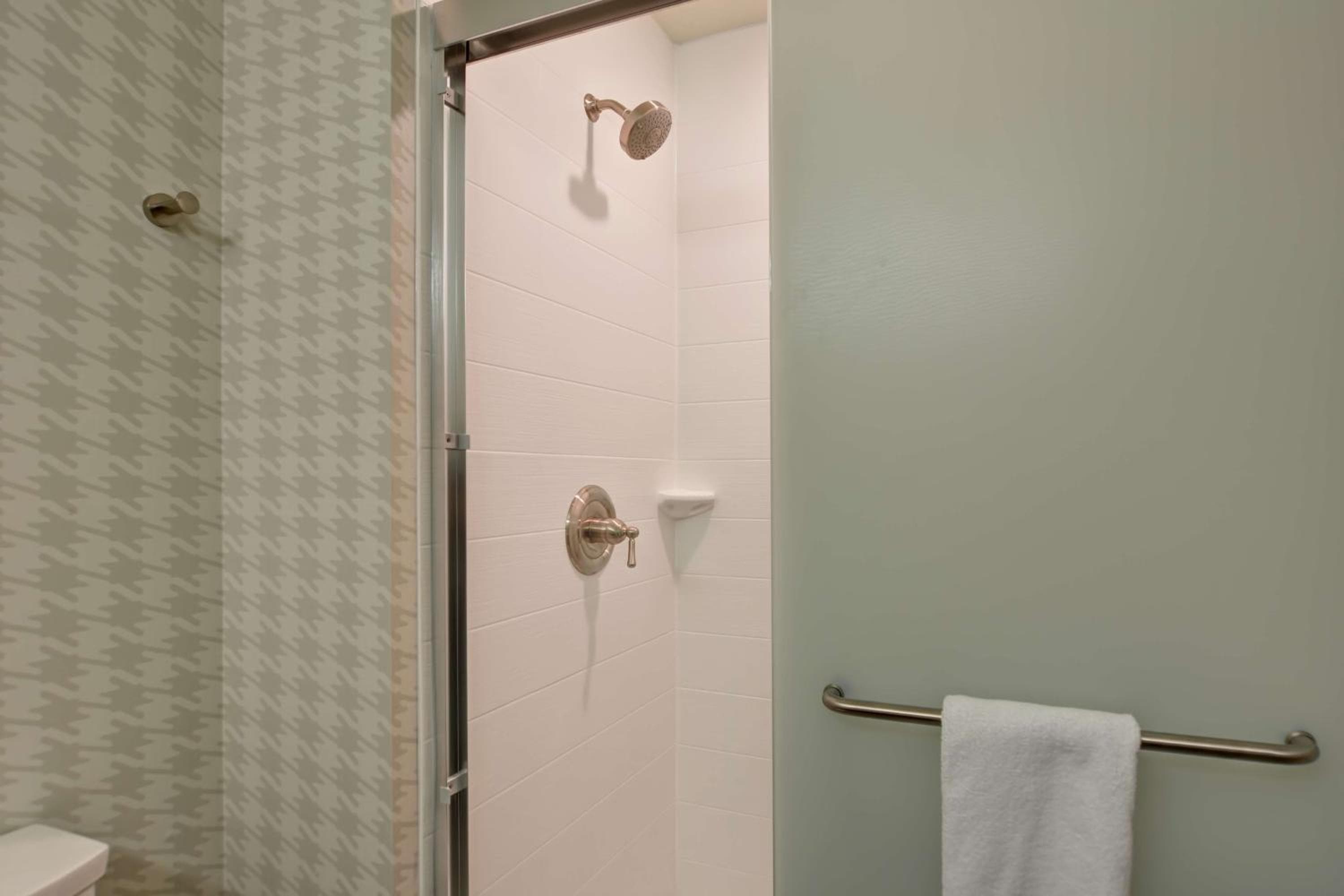 Home2 Suites By Hilton Tampa USF Near Busch Gardens