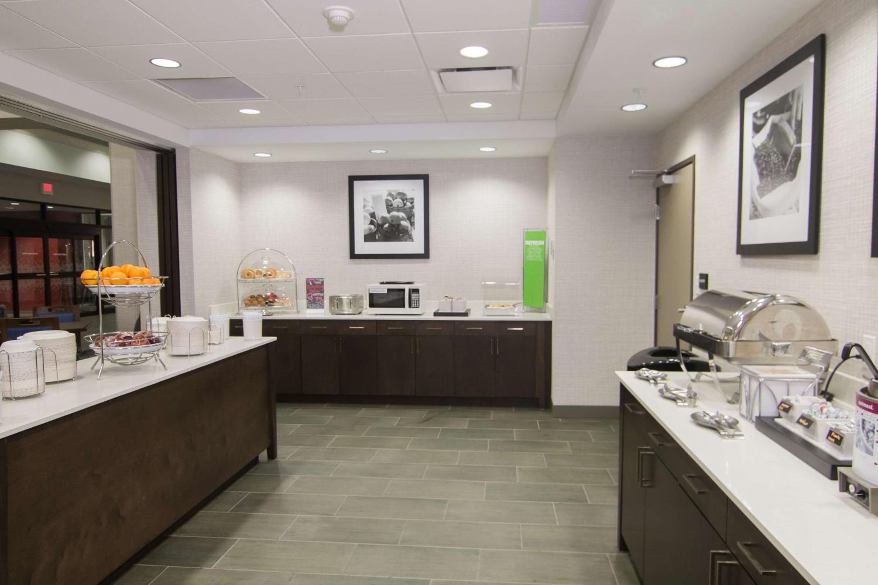 Hampton Inn & Suites Tulsa Downtown, Ok