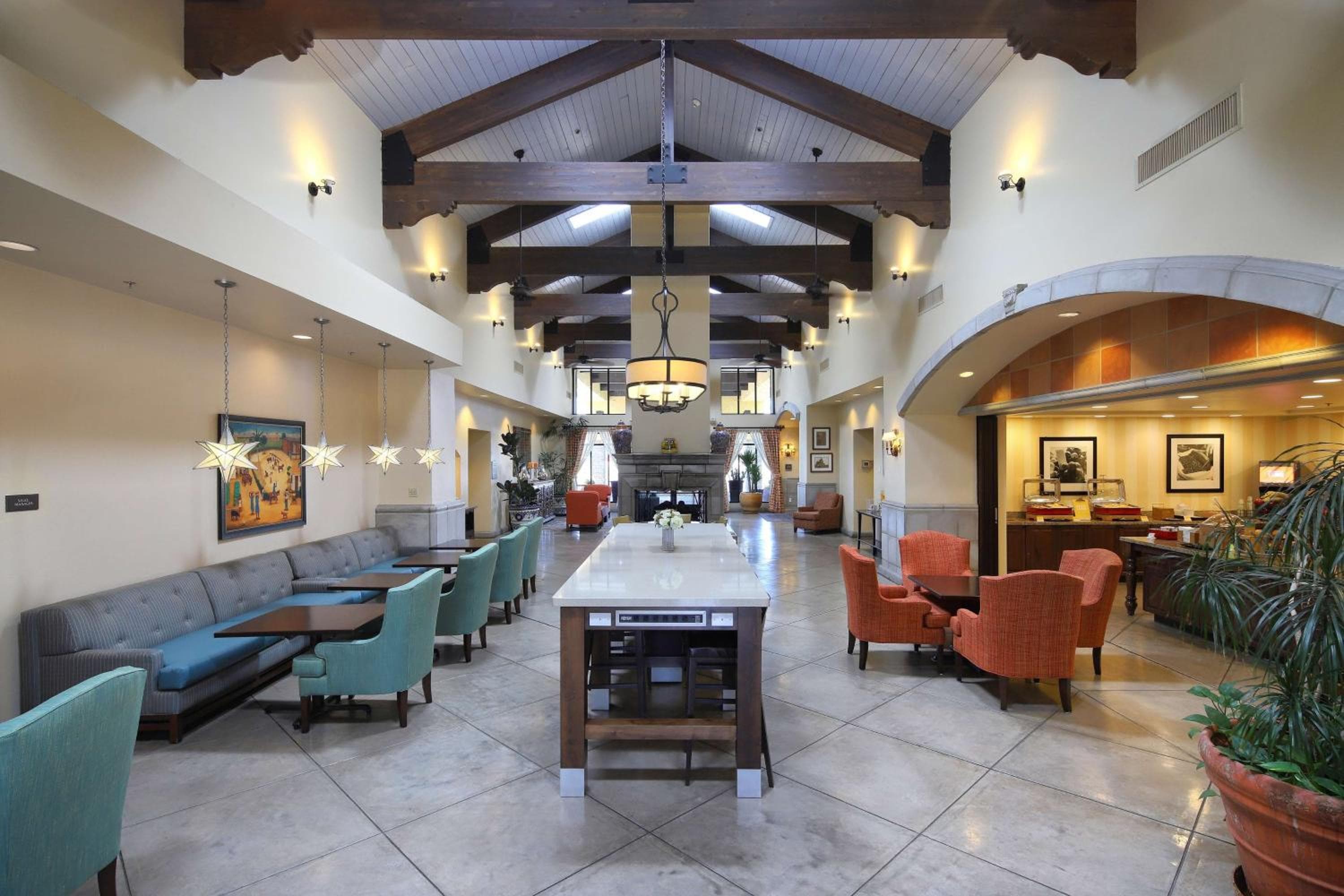 Hampton Inn & Suites Tucson Mall