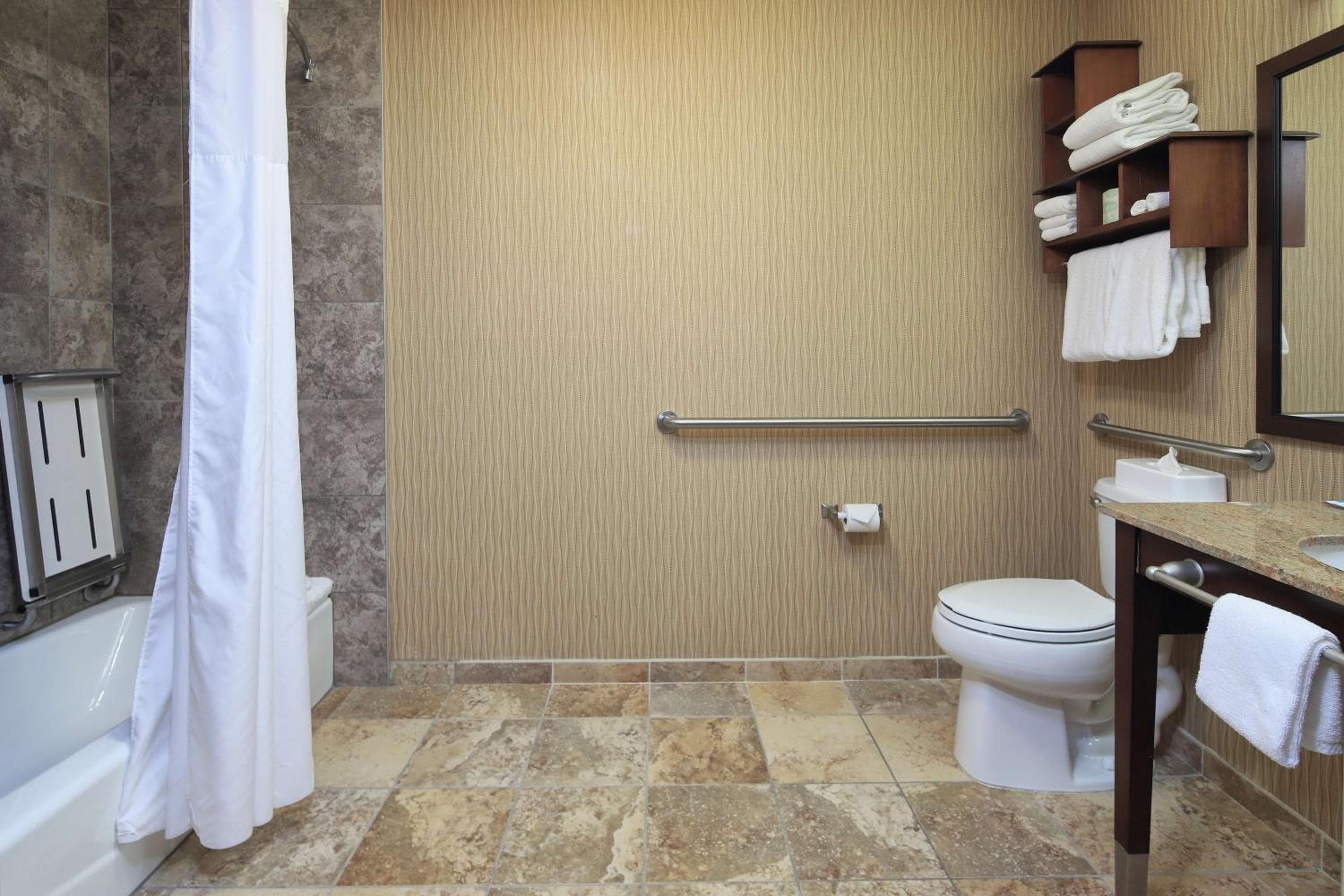 Hampton Inn & Suites Tucson Mall