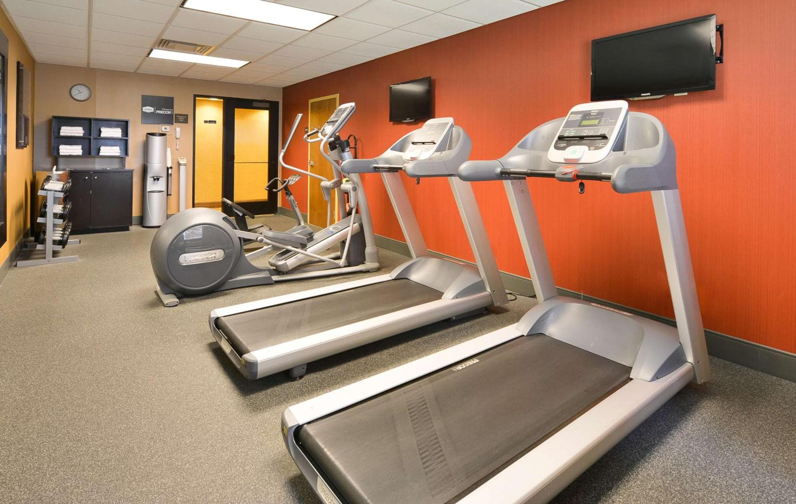 Hampton Inn Utica