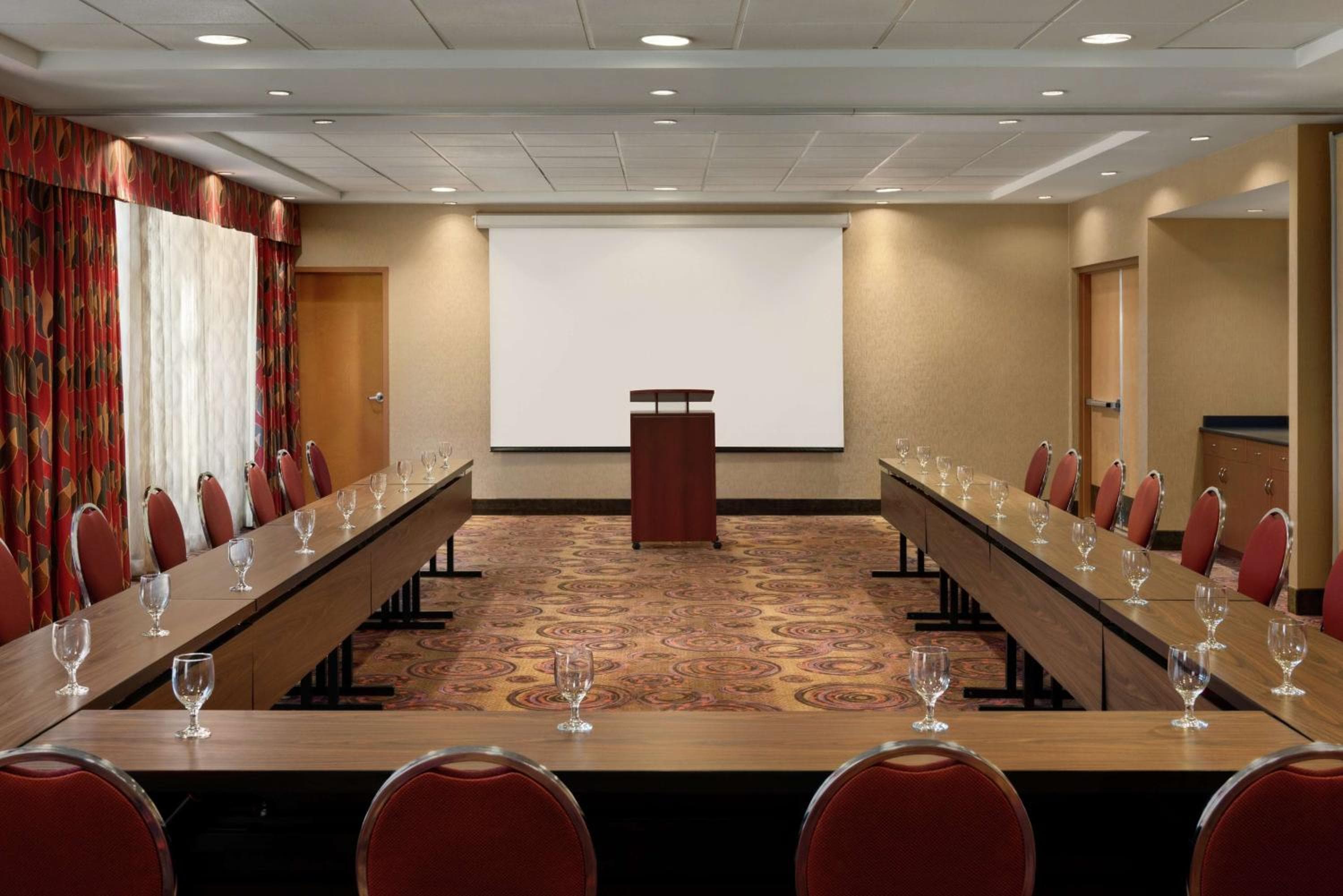 Hampton Inn & Suites by Hilton Langley-Surrey