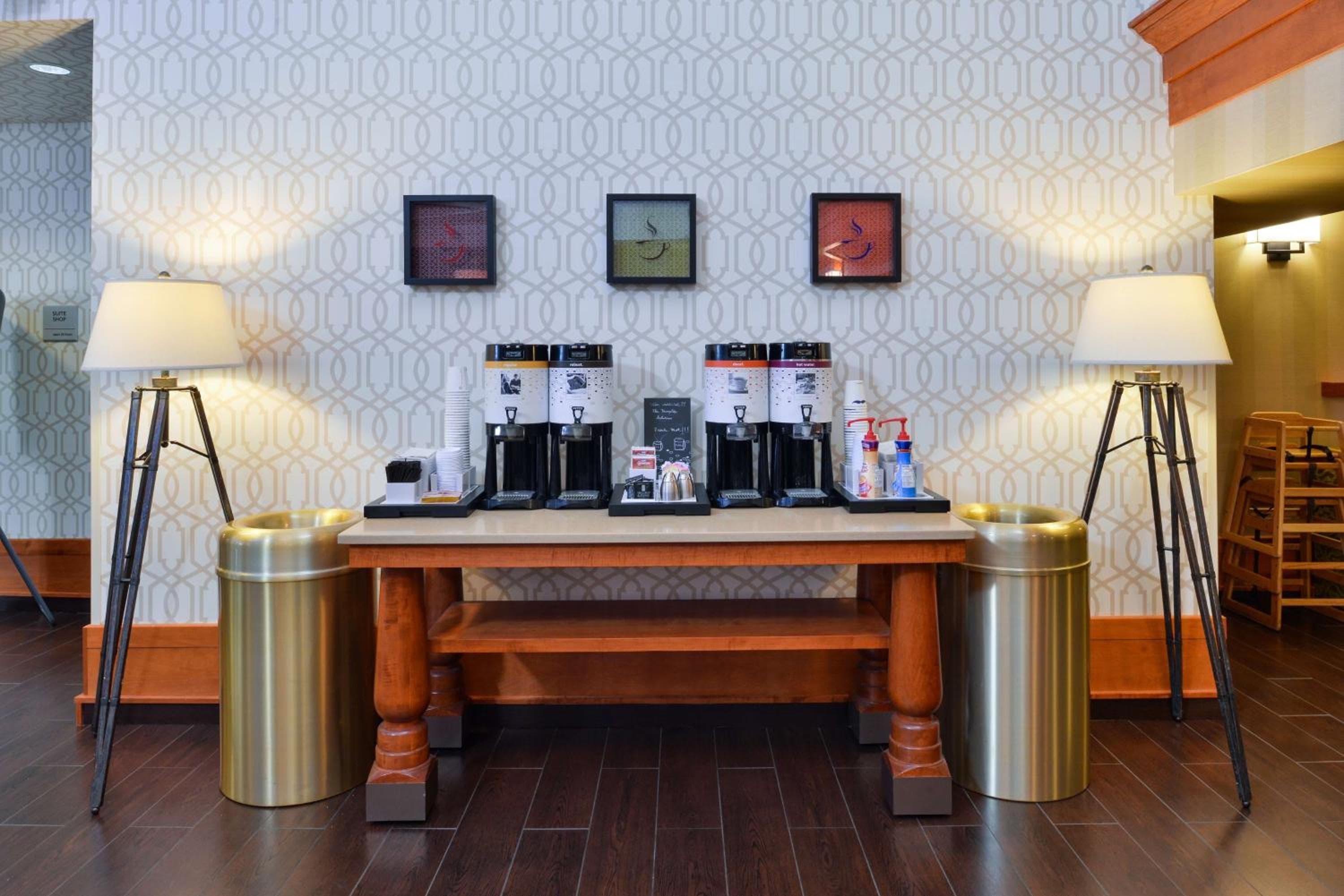 Hampton Inn & Suites by Hilton Calgary University NW