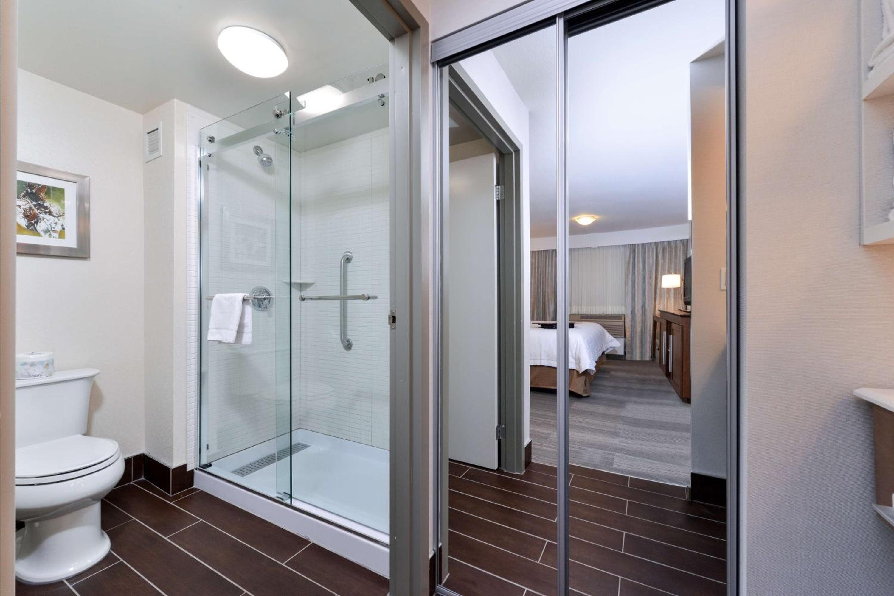 Hampton Inn & Suites by Hilton Calgary University NW