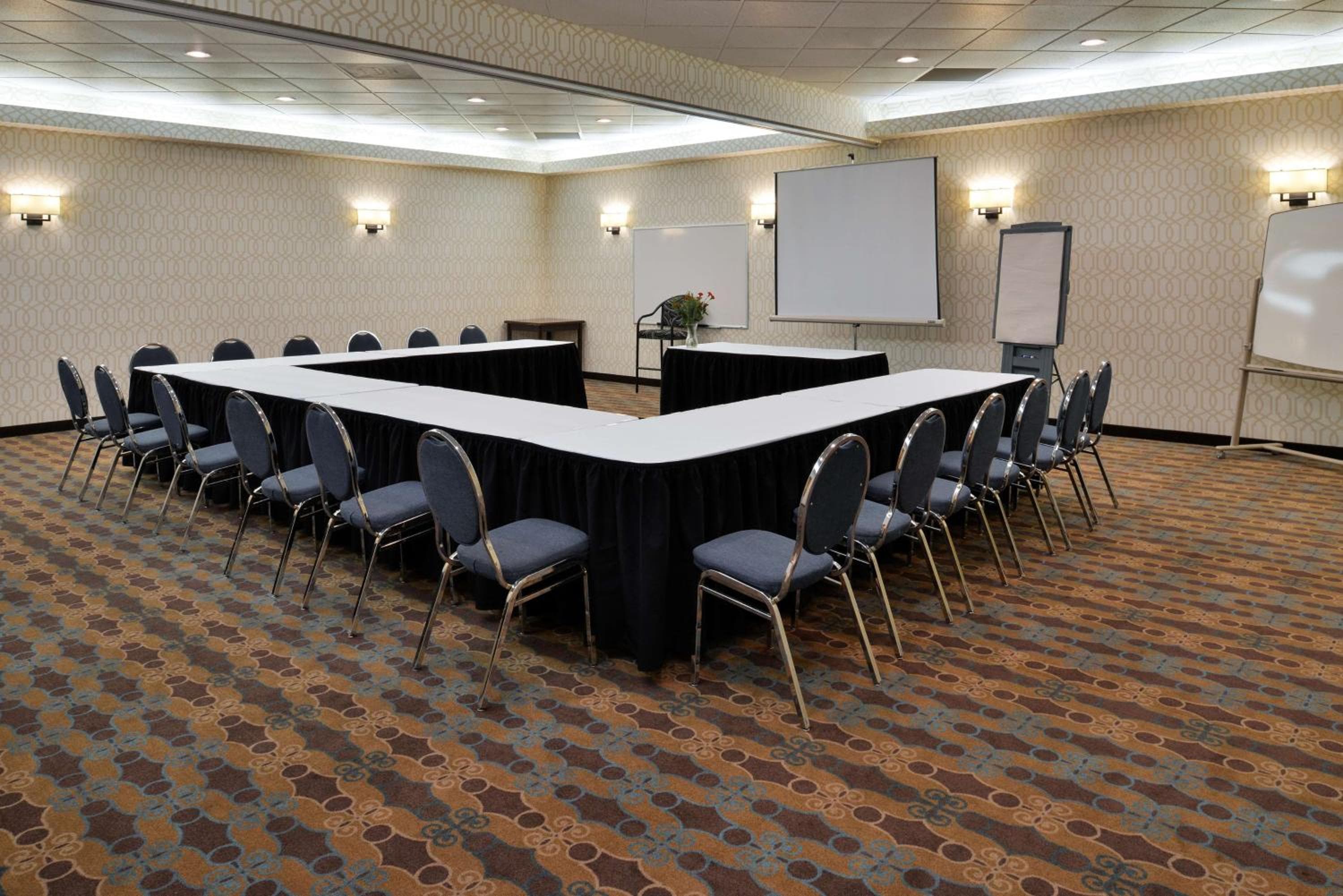Hampton Inn & Suites by Hilton Calgary University NW