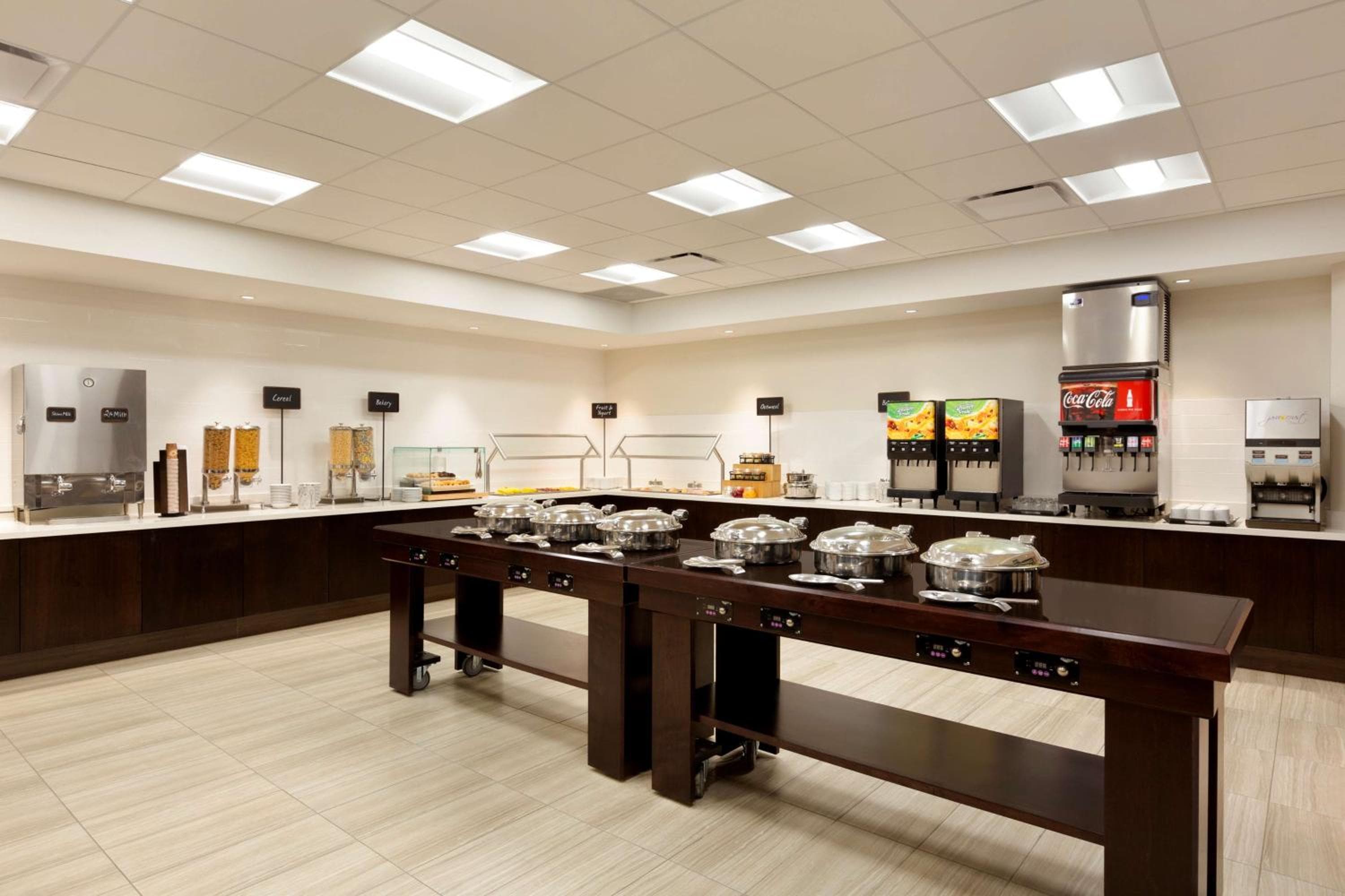 Embassy Suites by Hilton Chicago Lombard