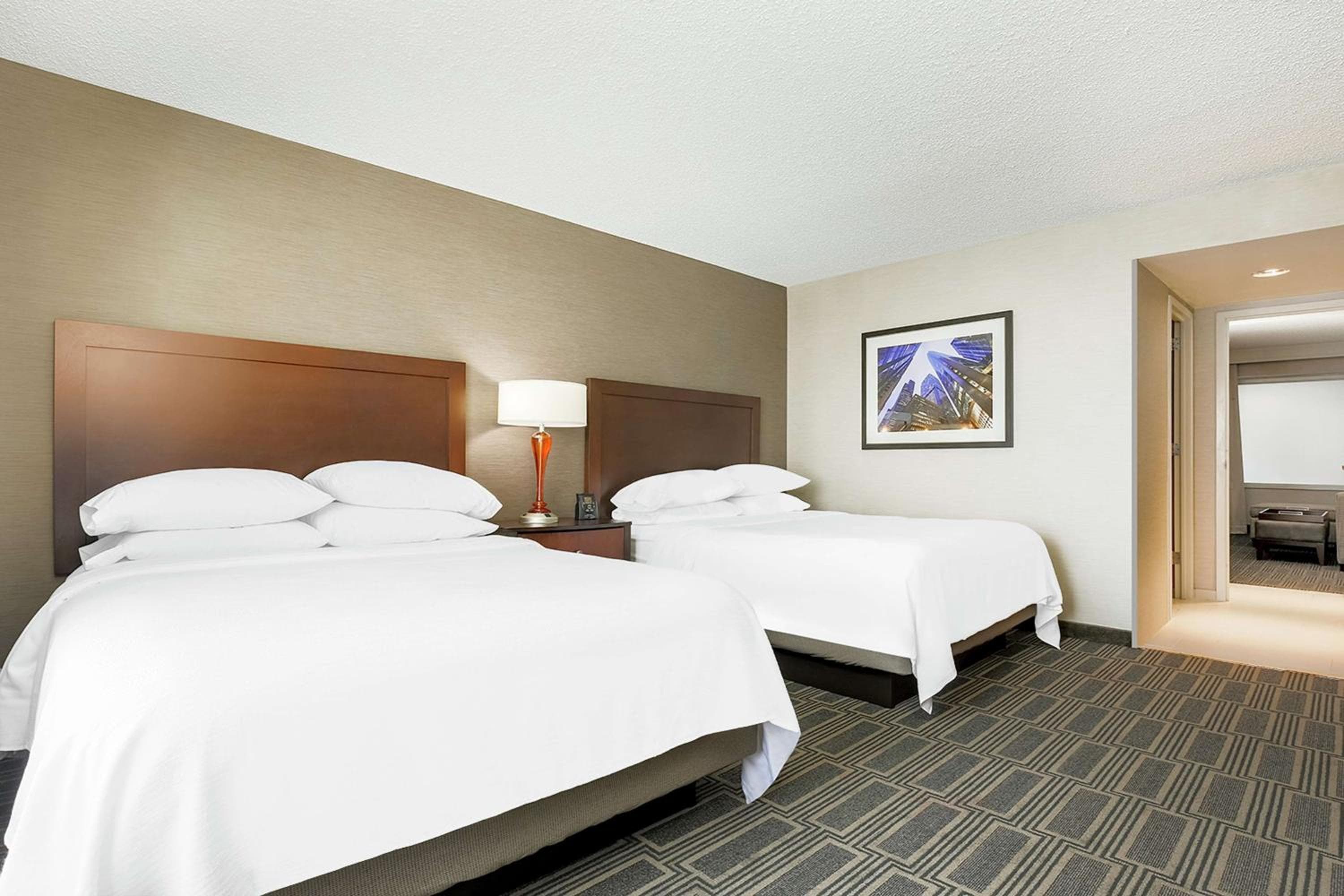 Embassy Suites by Hilton Chicago Lombard