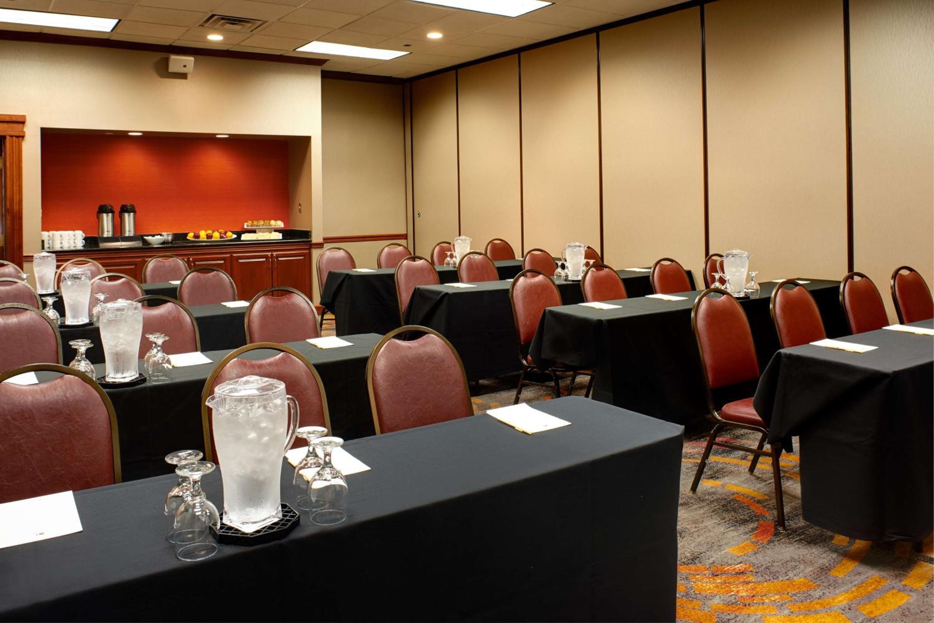 DoubleTree by Hilton Dearborn