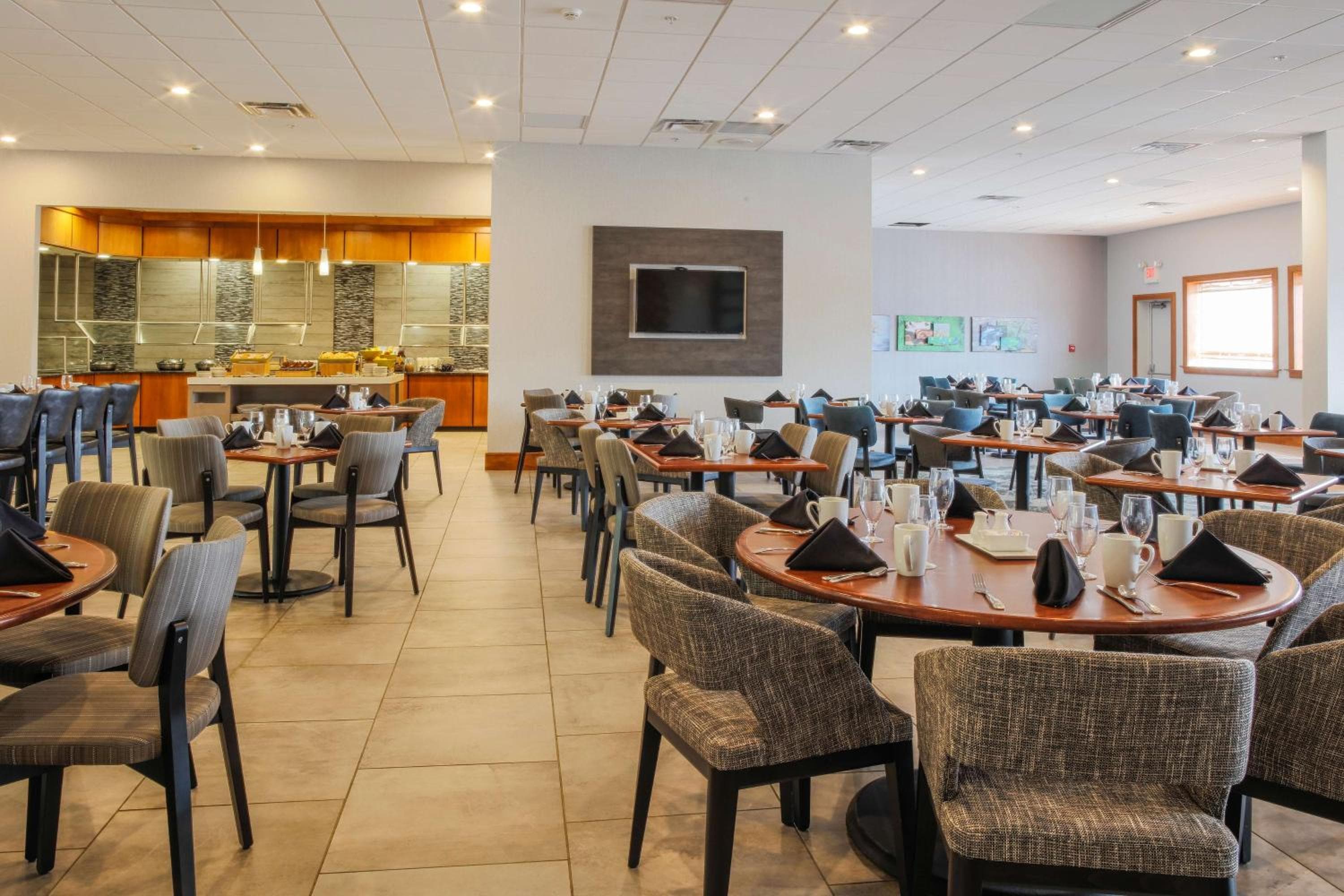DoubleTree by Hilton Rochester