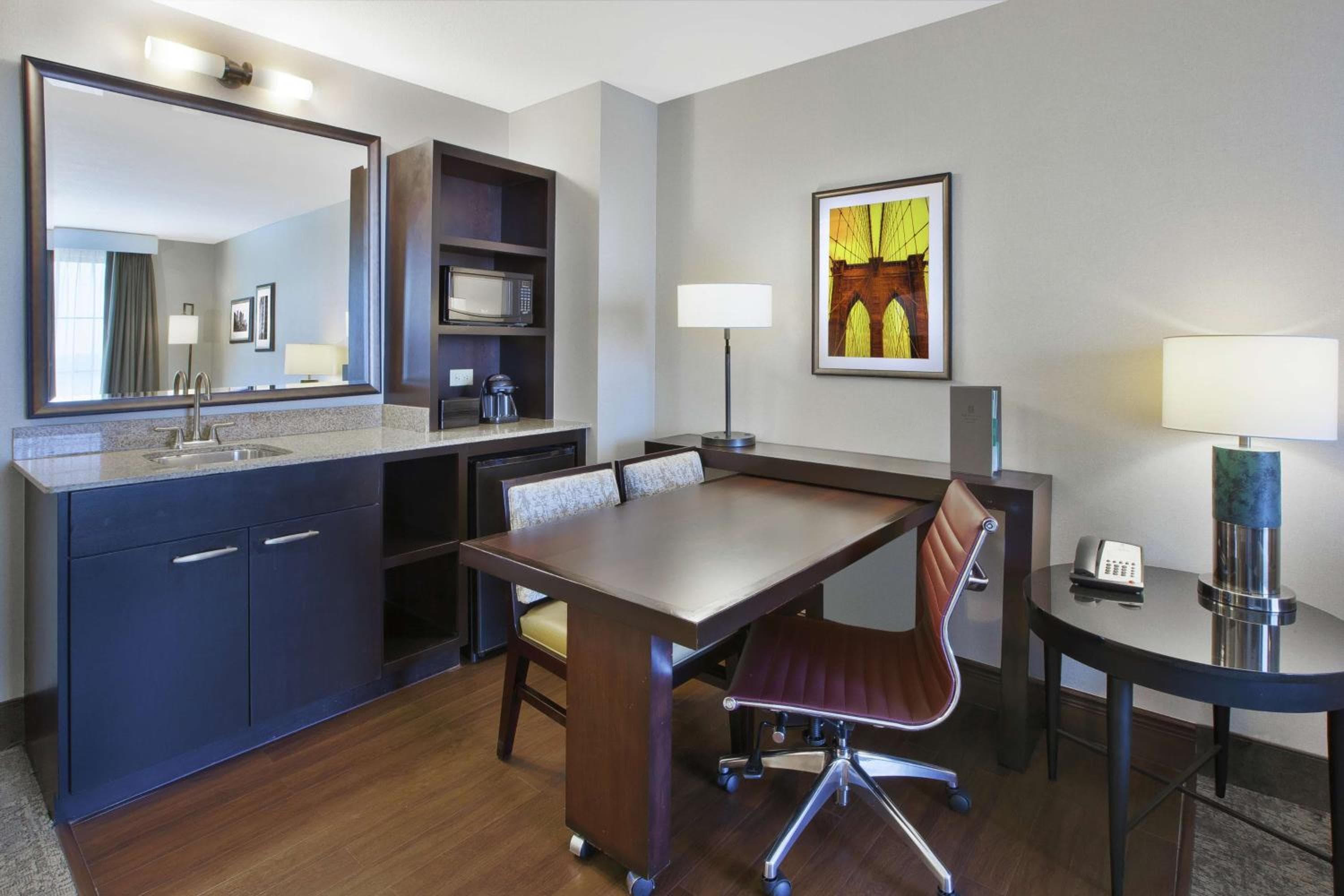 Embassy Suites Columbus - Airport