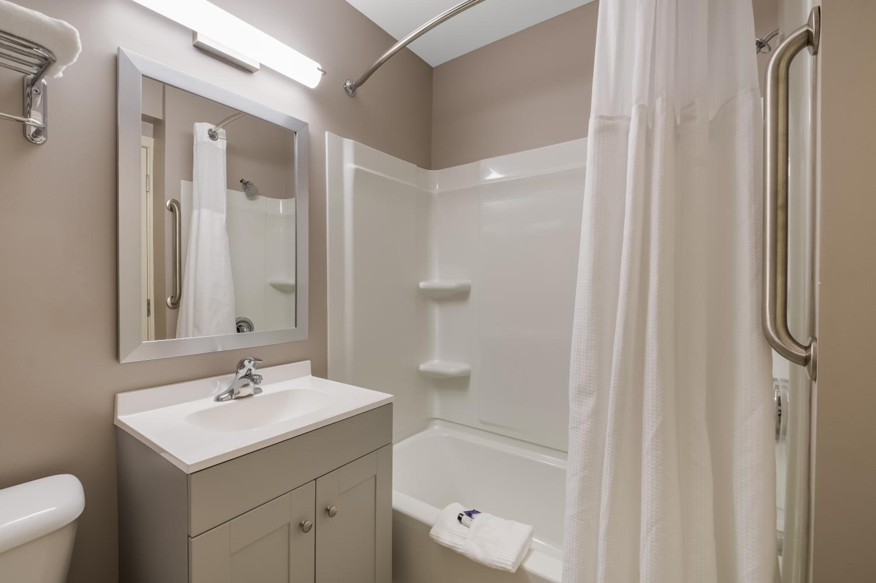 Americas Best Value Inn Farmington