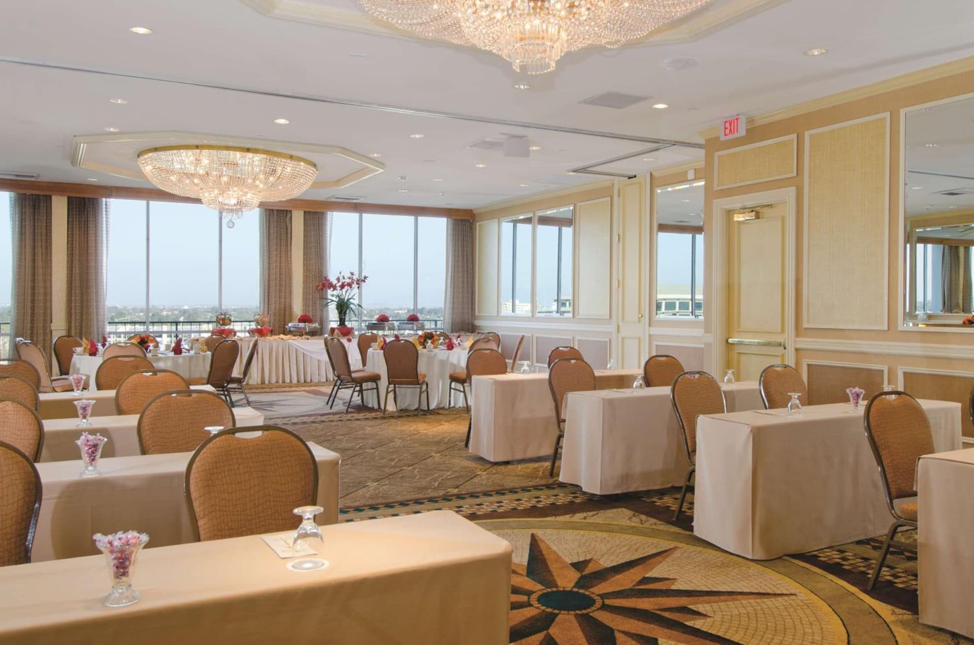 DoubleTree by Hilton Torrance - South Bay