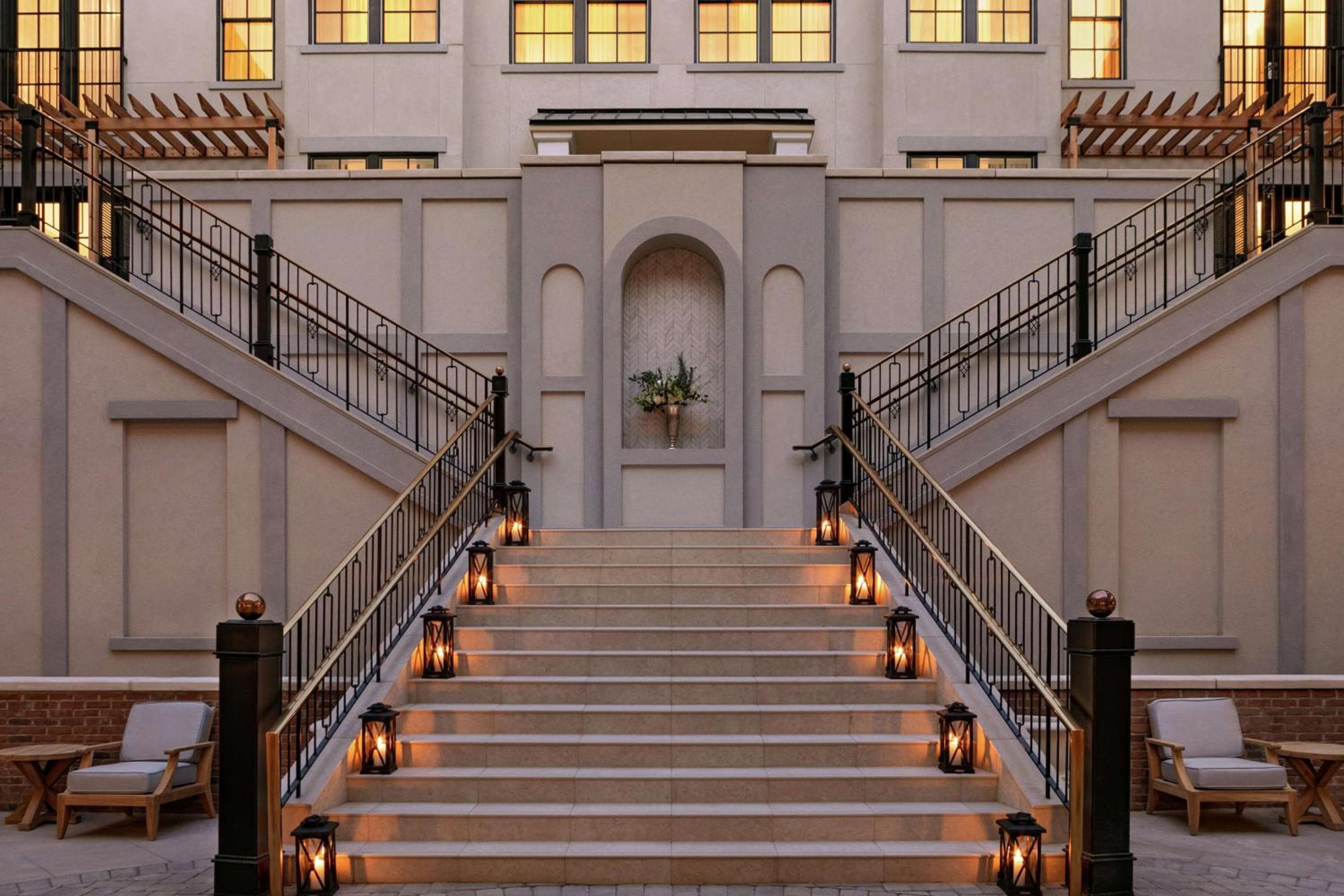 The Harpeth Franklin Downtown, Curio Collection by Hilton