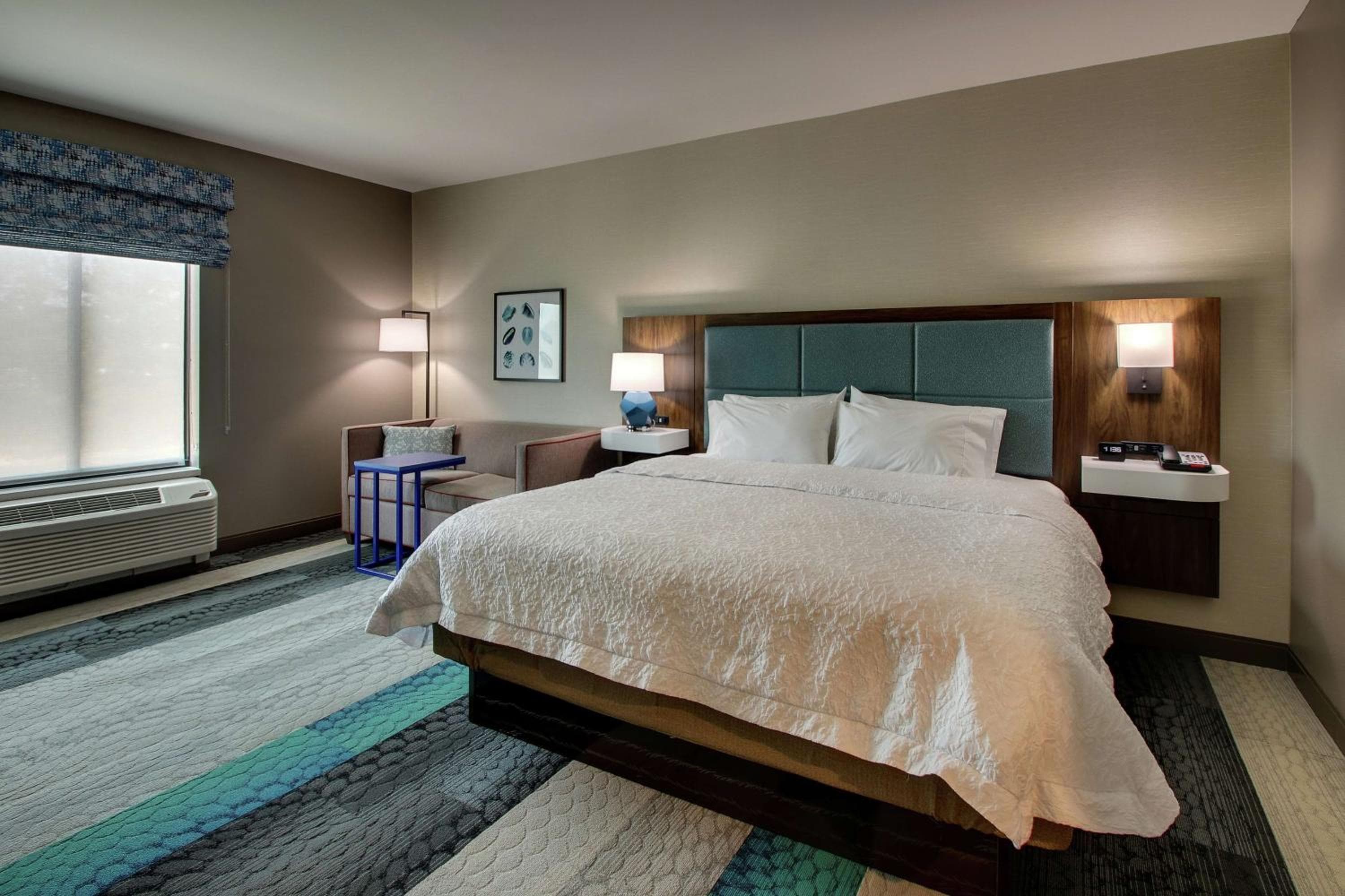 Hampton Inn & Suites By Hilton Southport