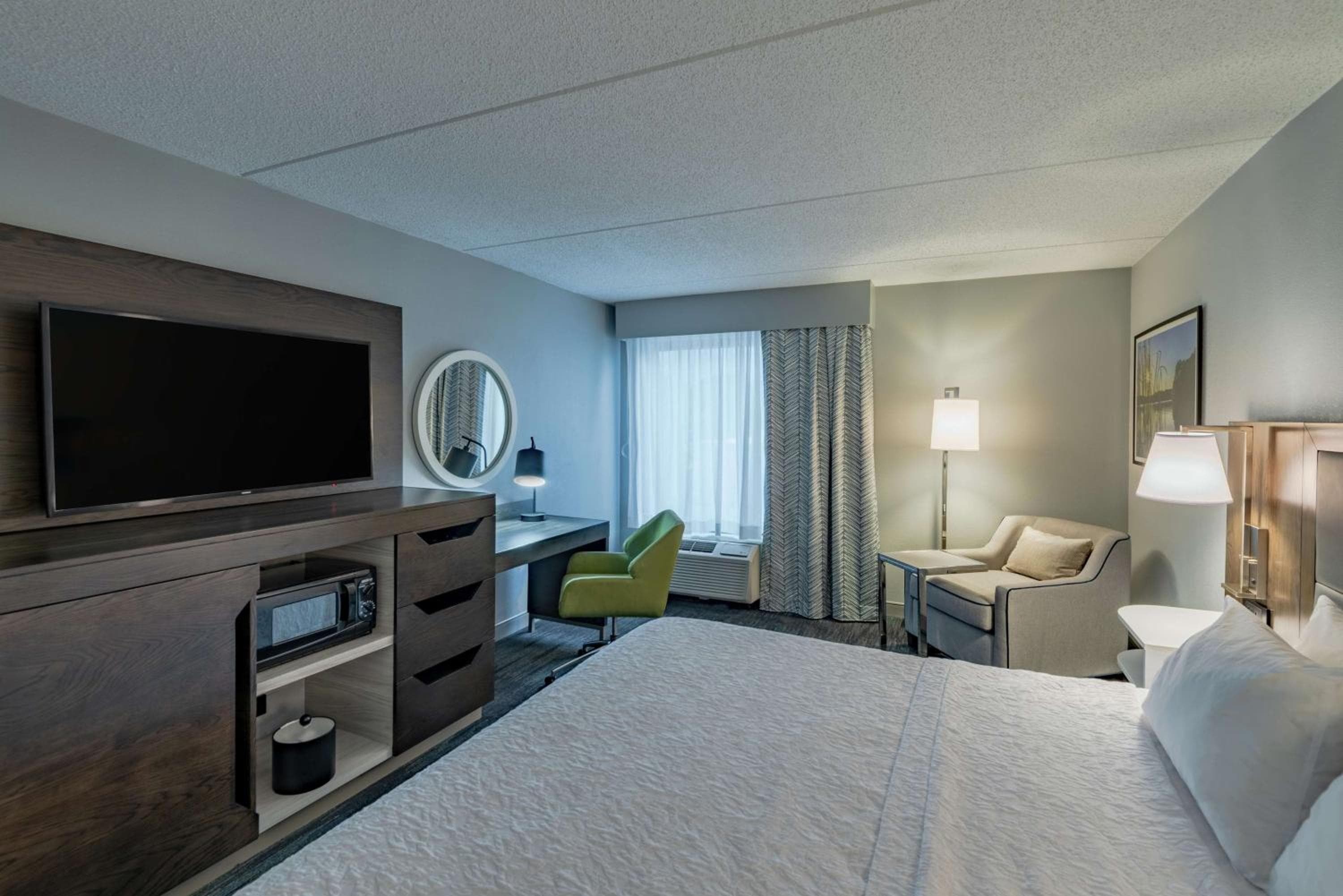Hampton Inn Waldorf