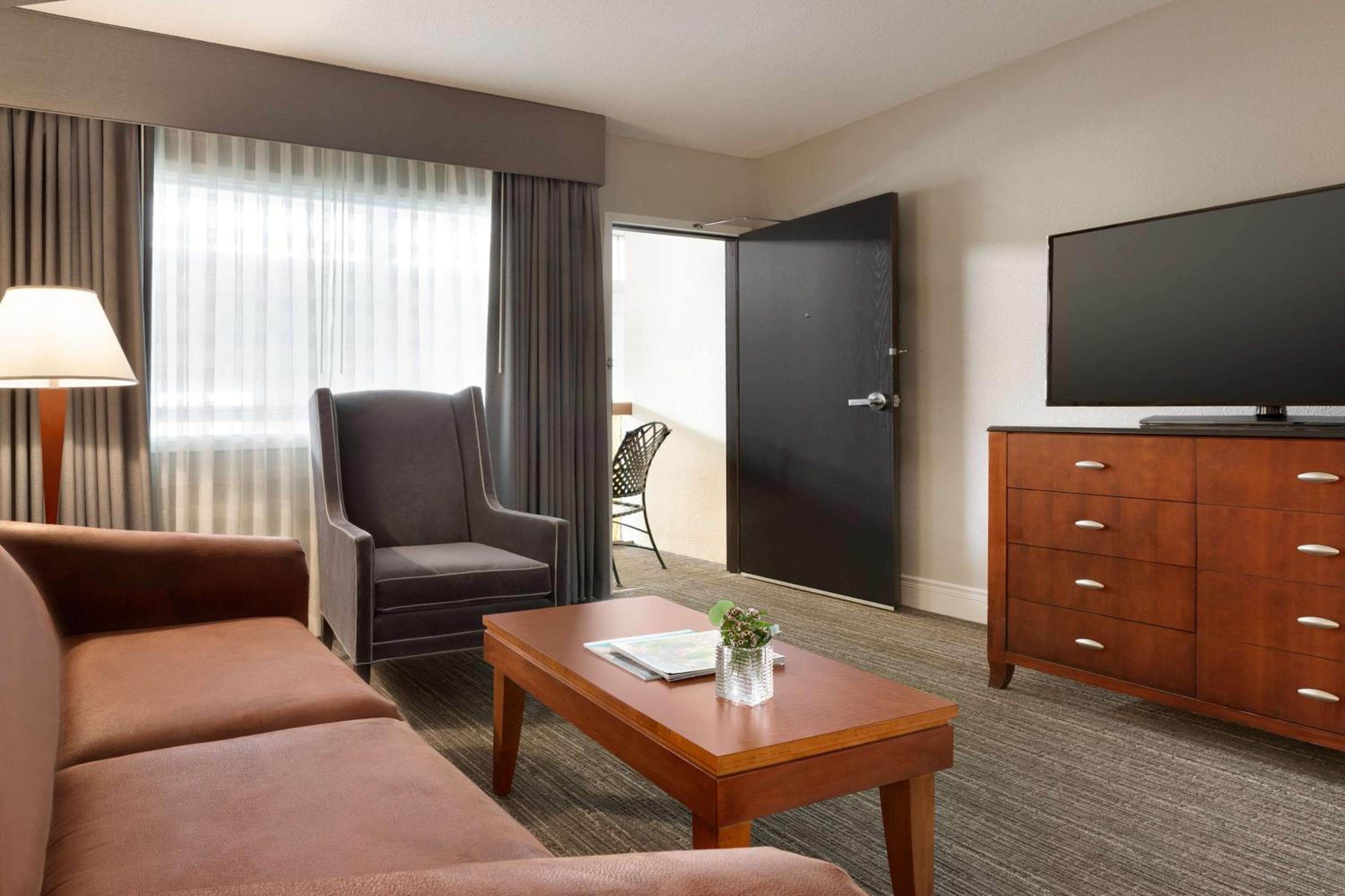 DoubleTree by Hilton Minneapolis Park Place
