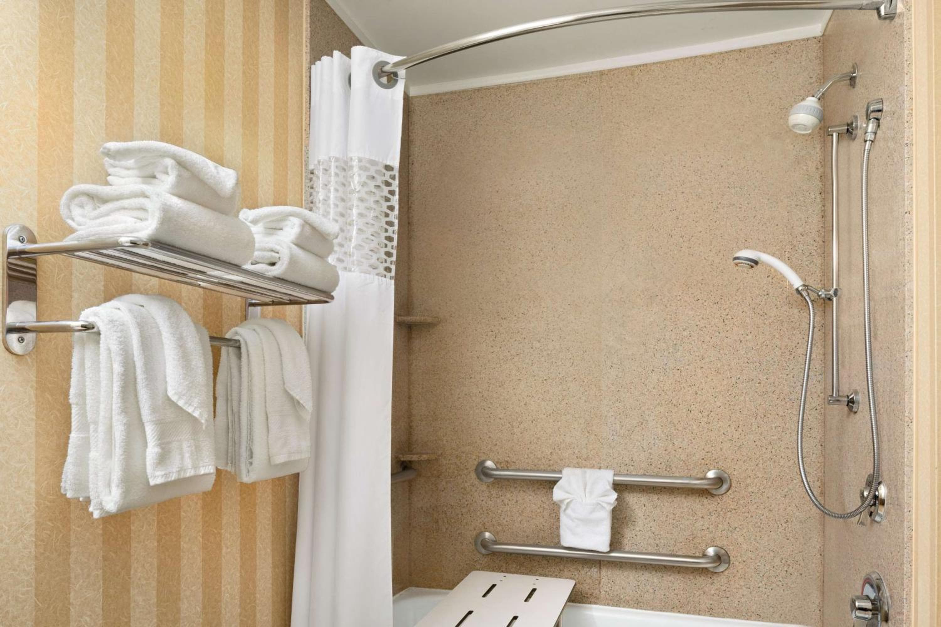Hampton Inn & Suites Detroit Sterling Heights
