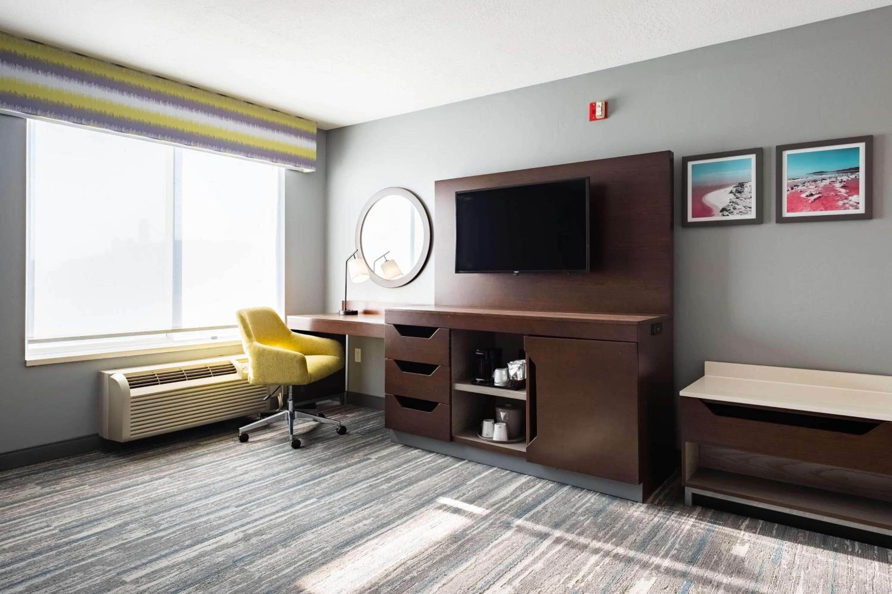 Hampton Inn & Suites Salt Lake City Airport