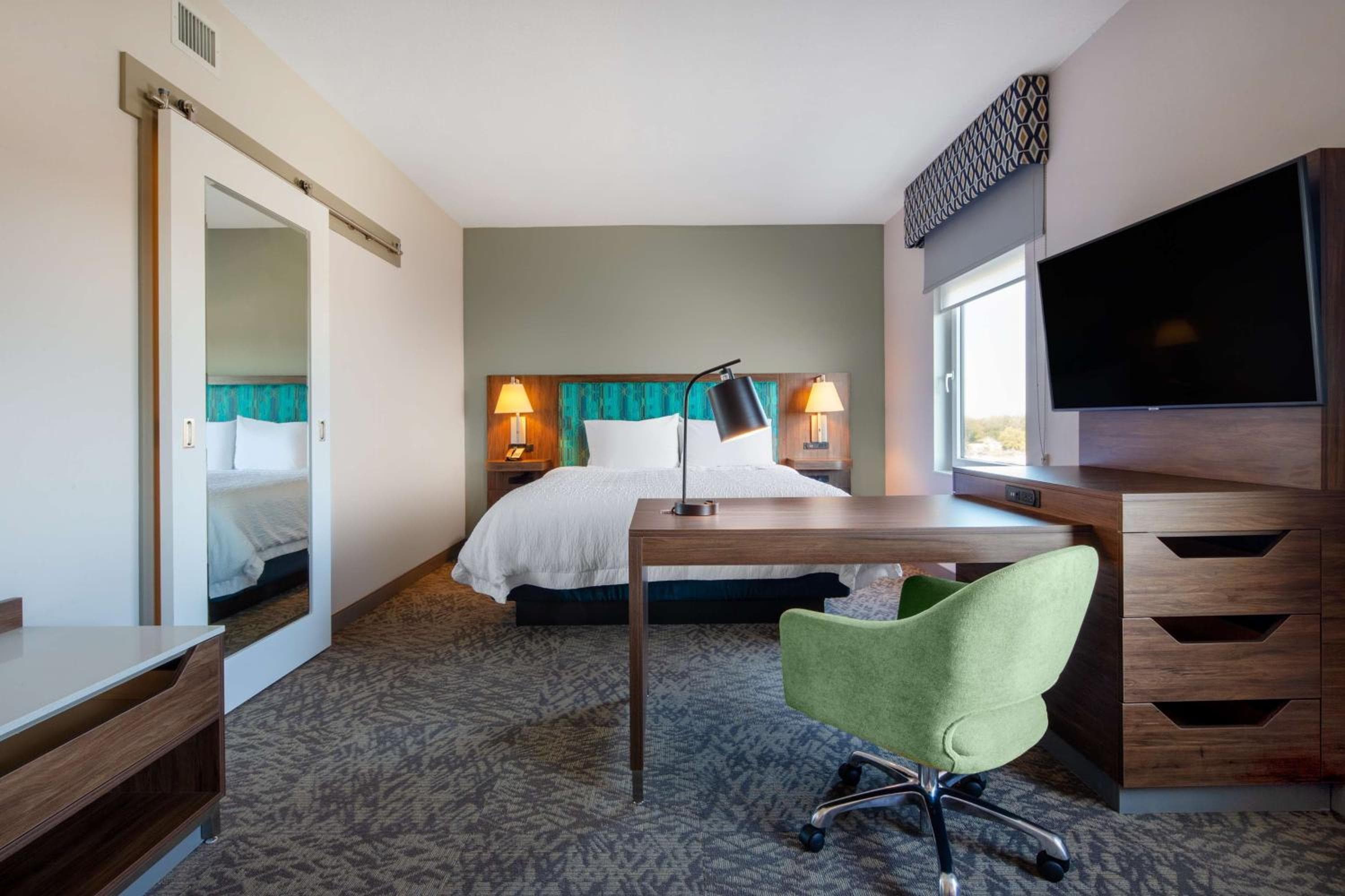 Hampton Inn & Suites Edmonton St. Albert, Ab