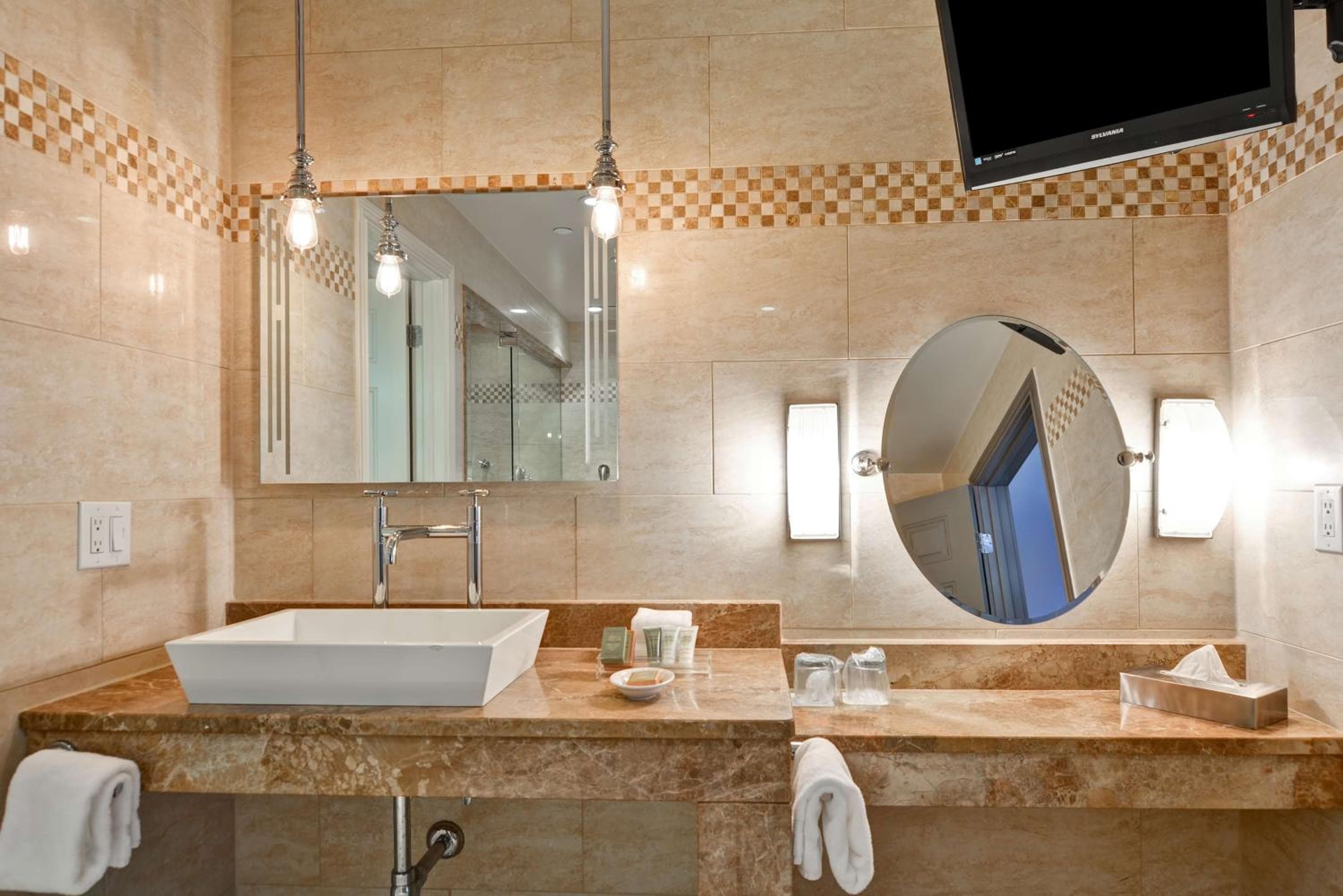 The Cincinnatian Curio Collection by Hilton