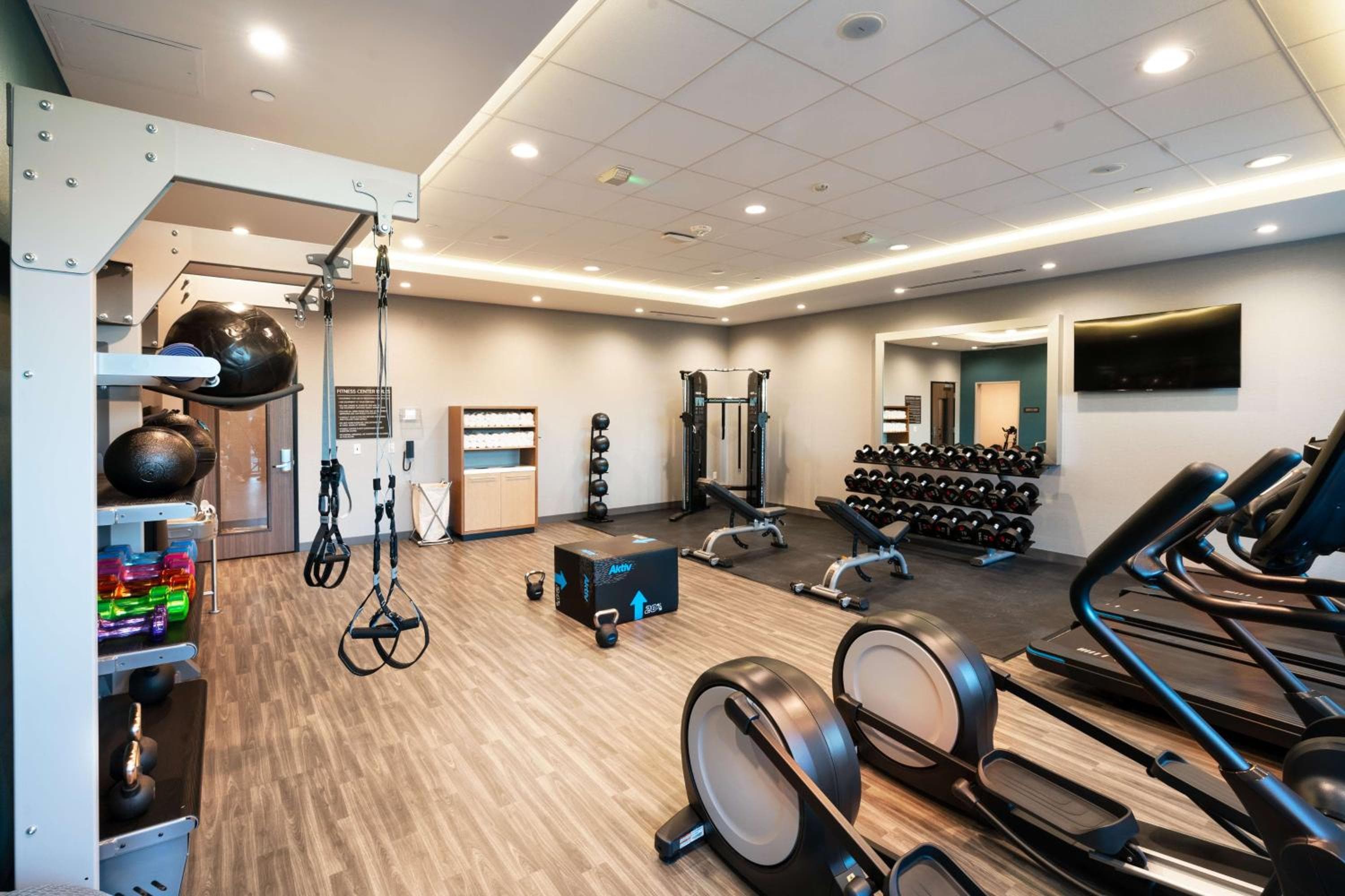 Home2 Suites By Hilton Riverside March Air Force Base, Ca
