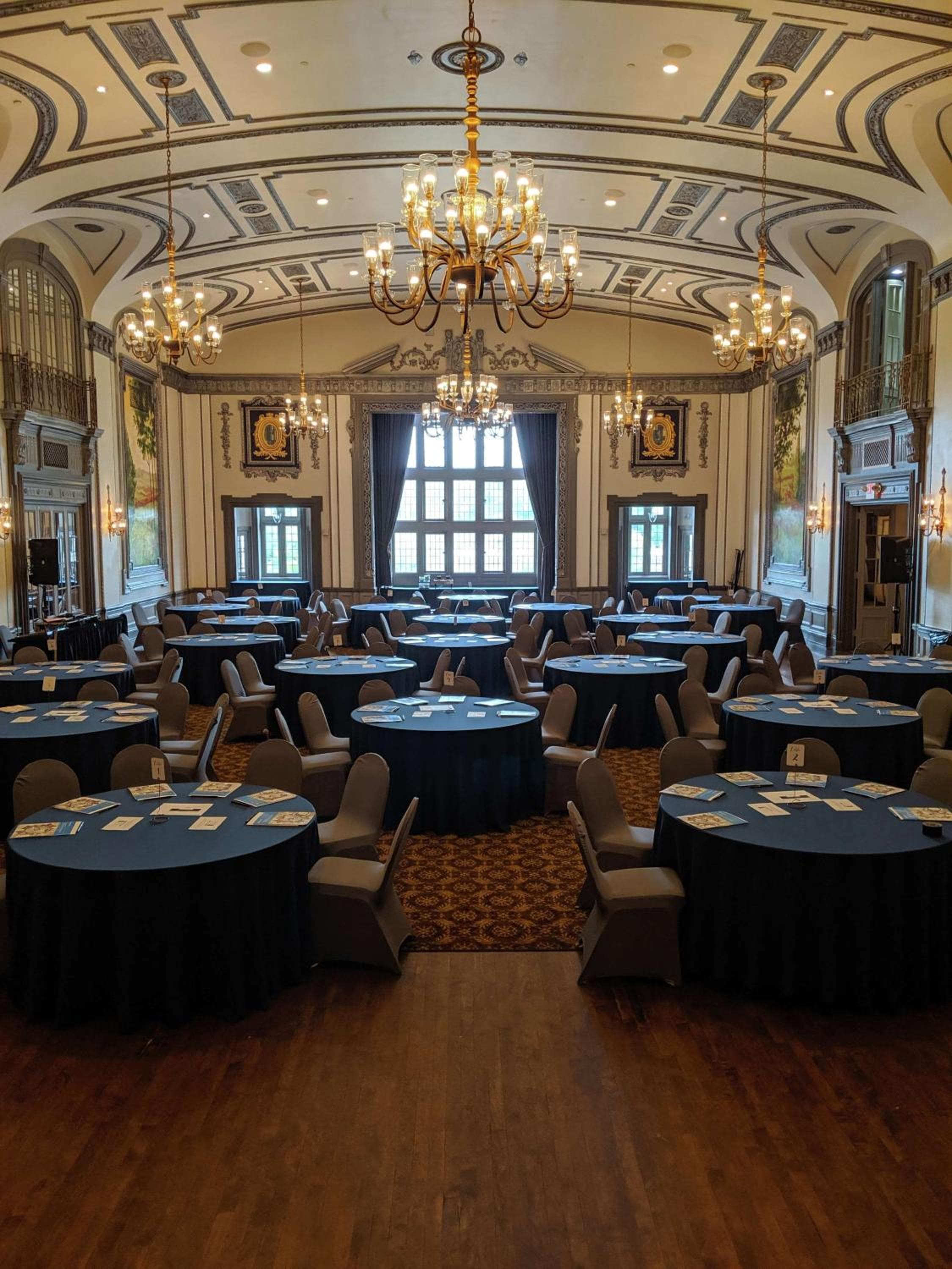 The Tudor Arms Hotel Cleveland - a DoubleTree by Hilton