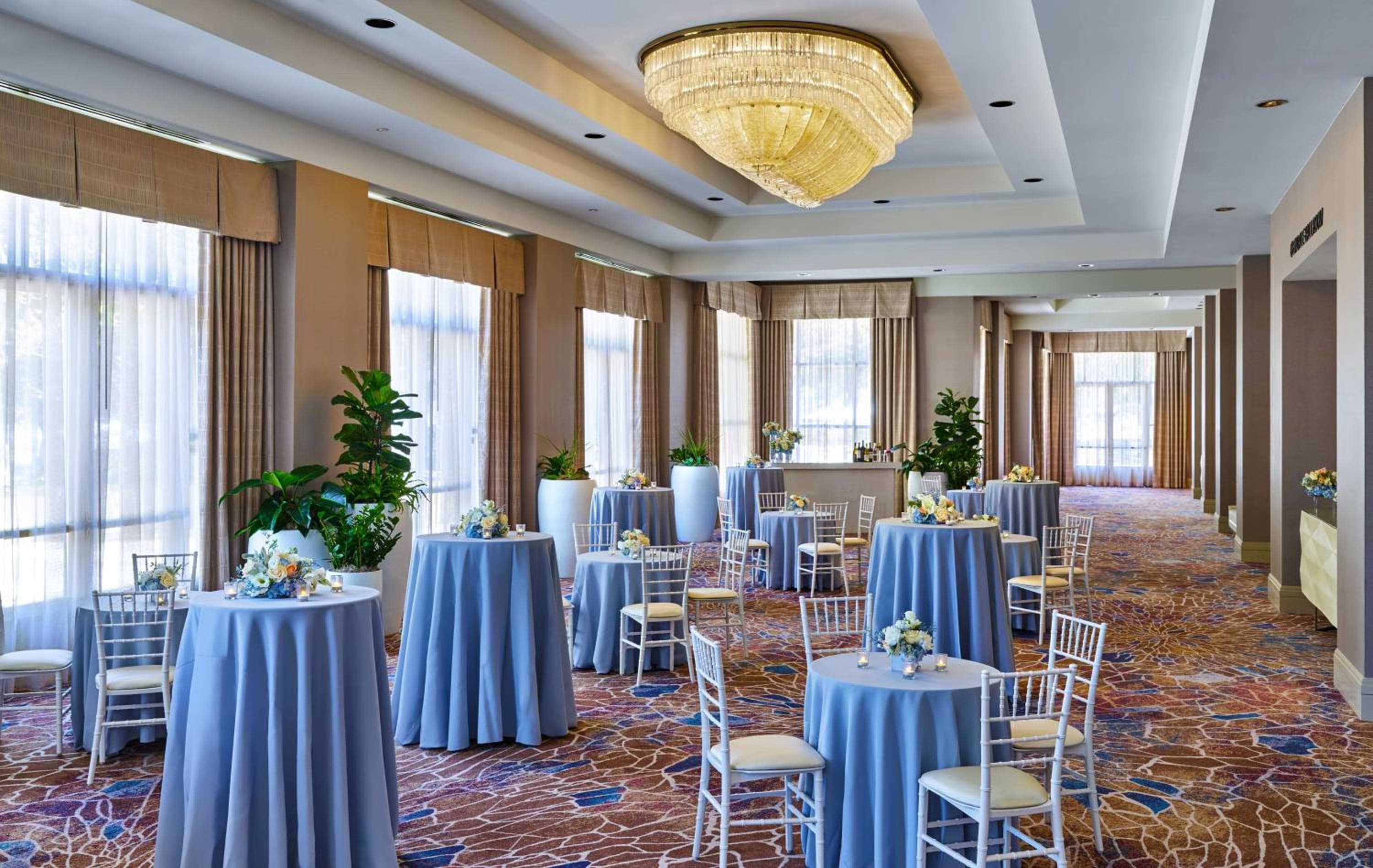 Hilton Los Angeles North-Glendale & Executive Meeting Center