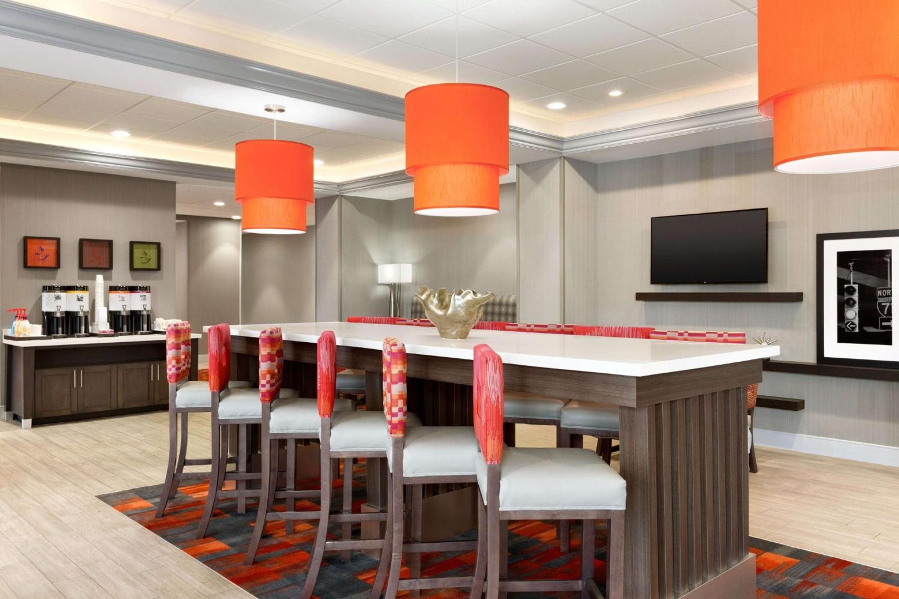 Hampton Inn By Hilton North Olmsted Cleveland Airport