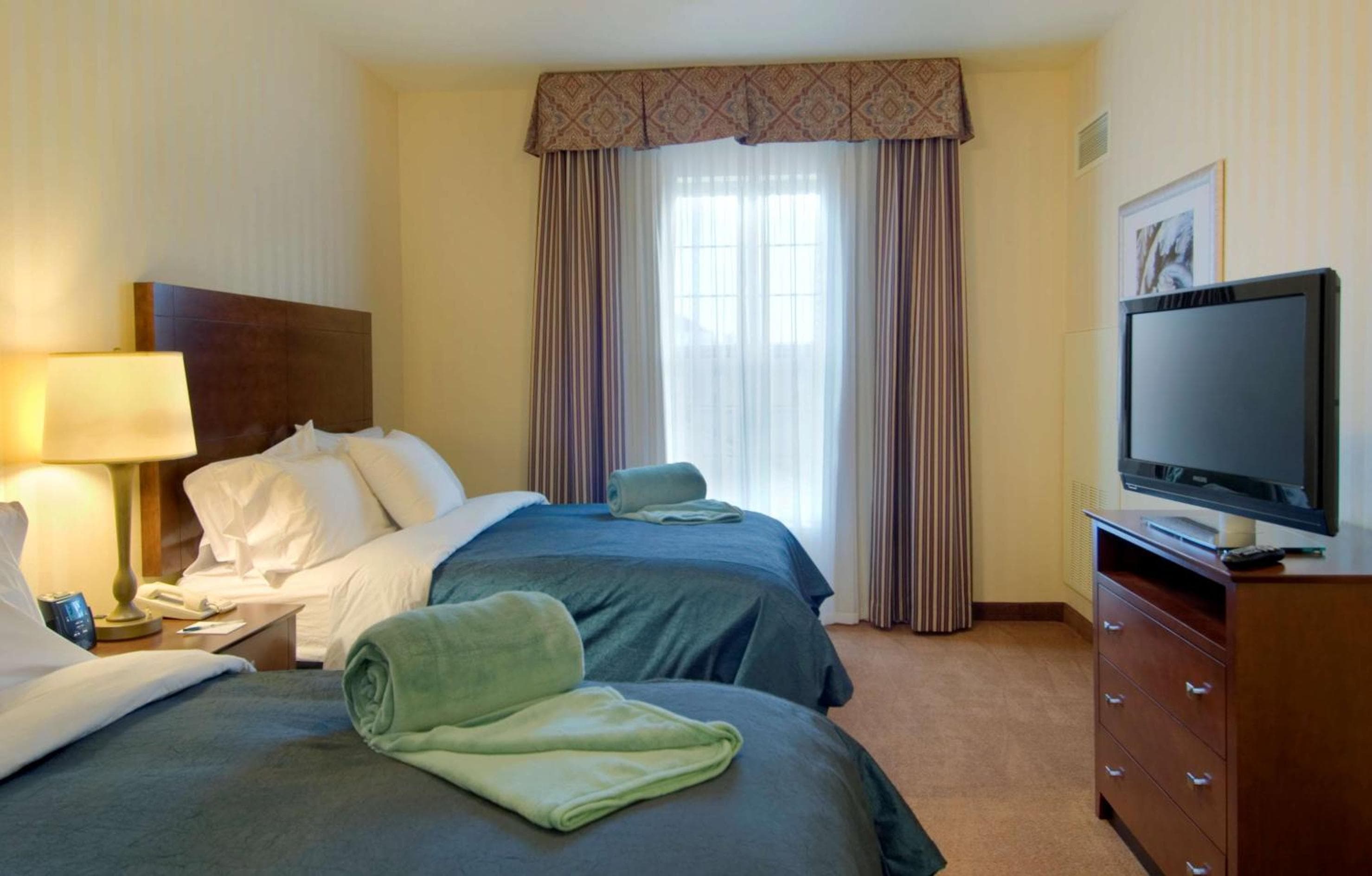 Homewood Suites by Hilton Sacramento Airport-Natomas