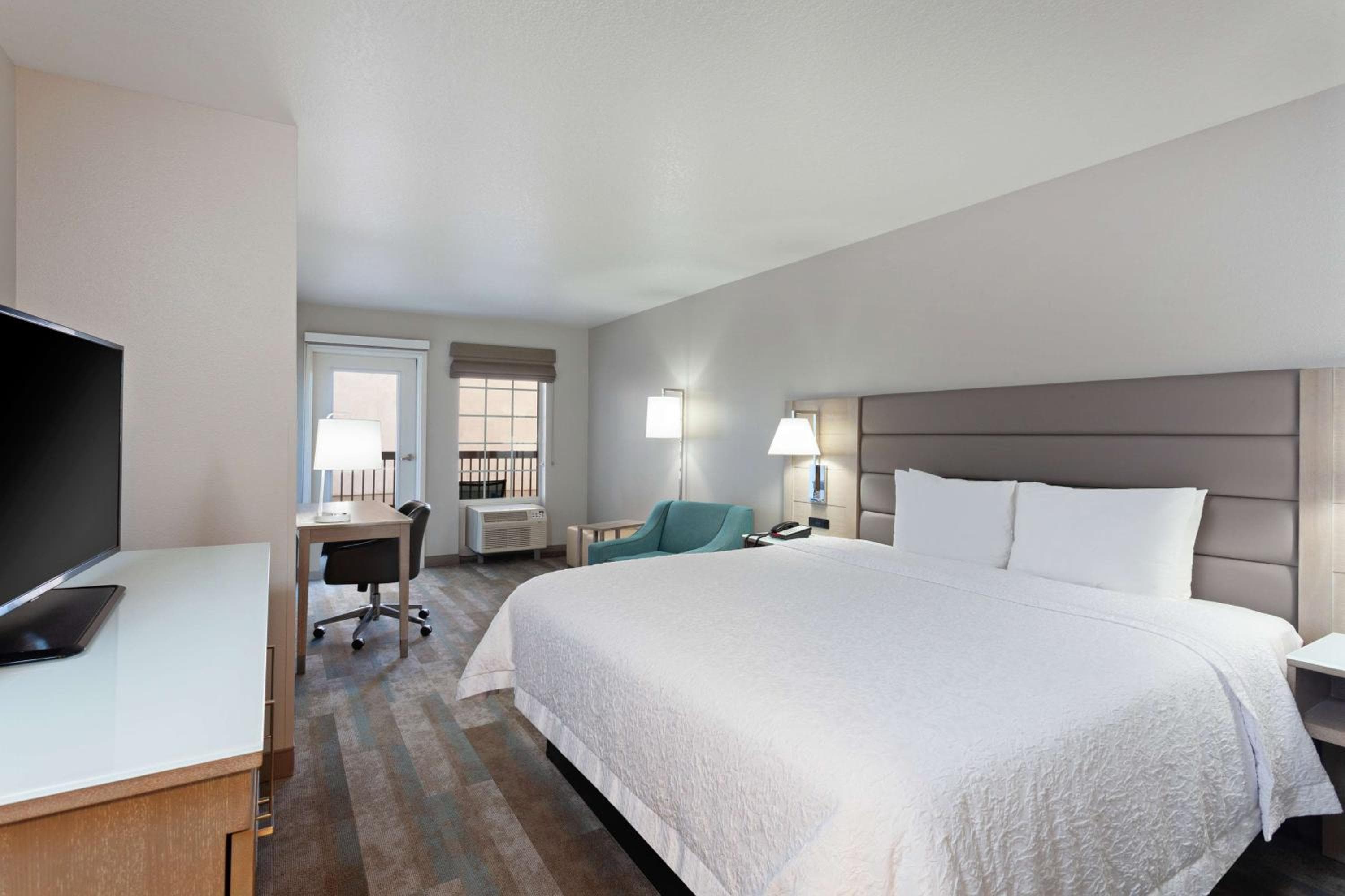 Hampton Inn & Suites Hermosa Beach