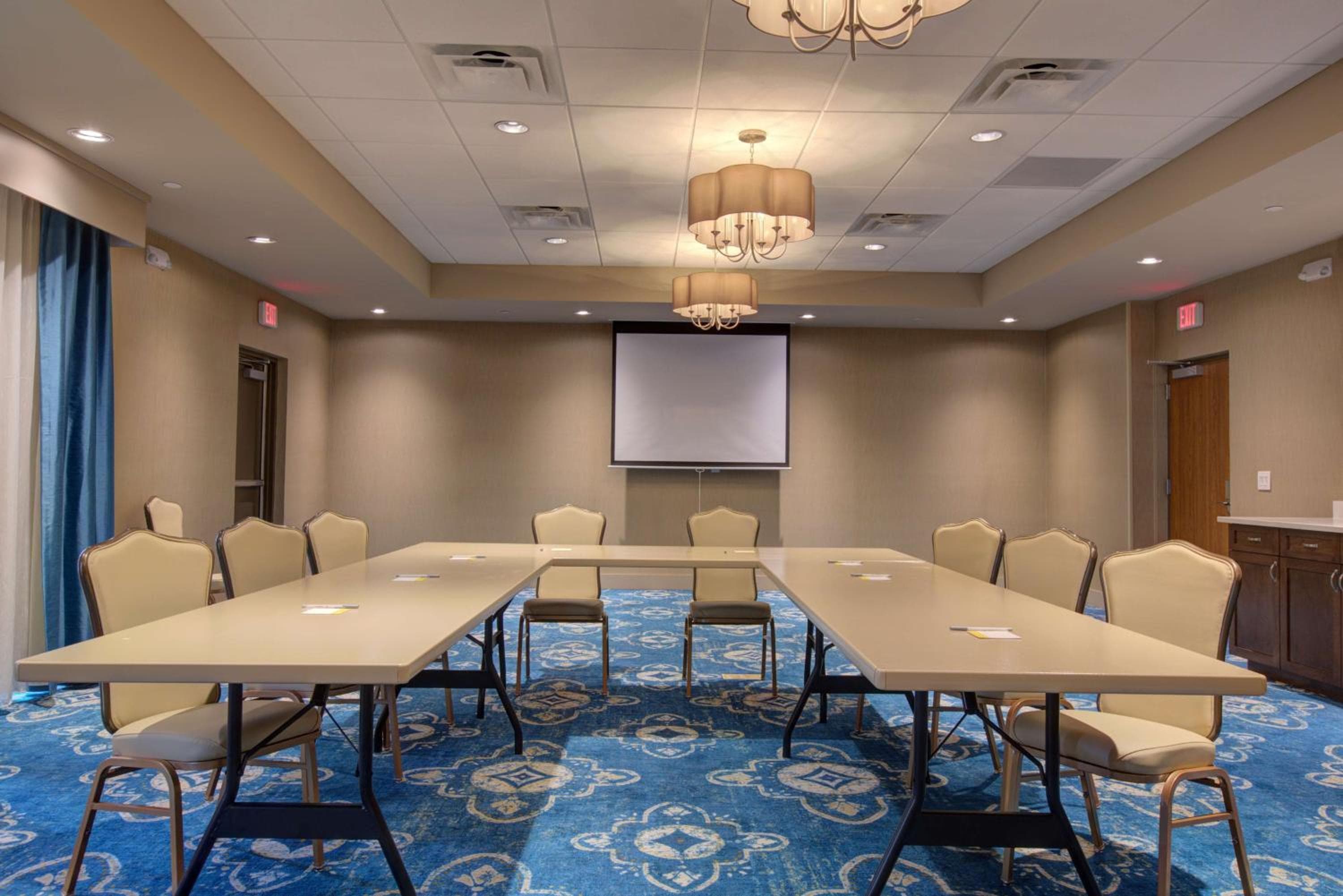 Hampton Inn & Suites by Hilton Tampa Busch Gardens Area