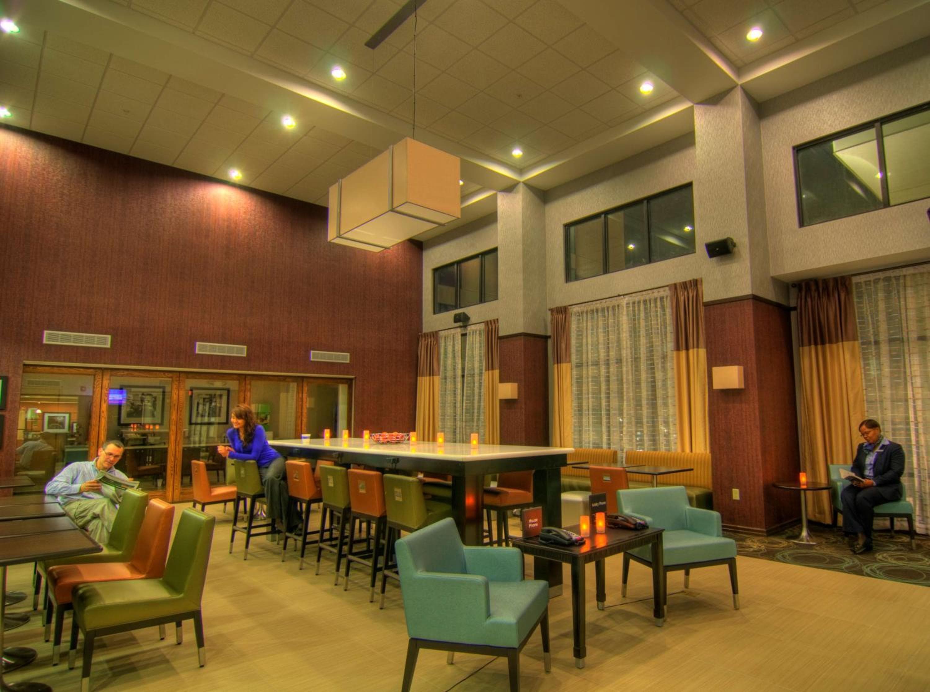 Hampton Inn and Suites Parsippany/North