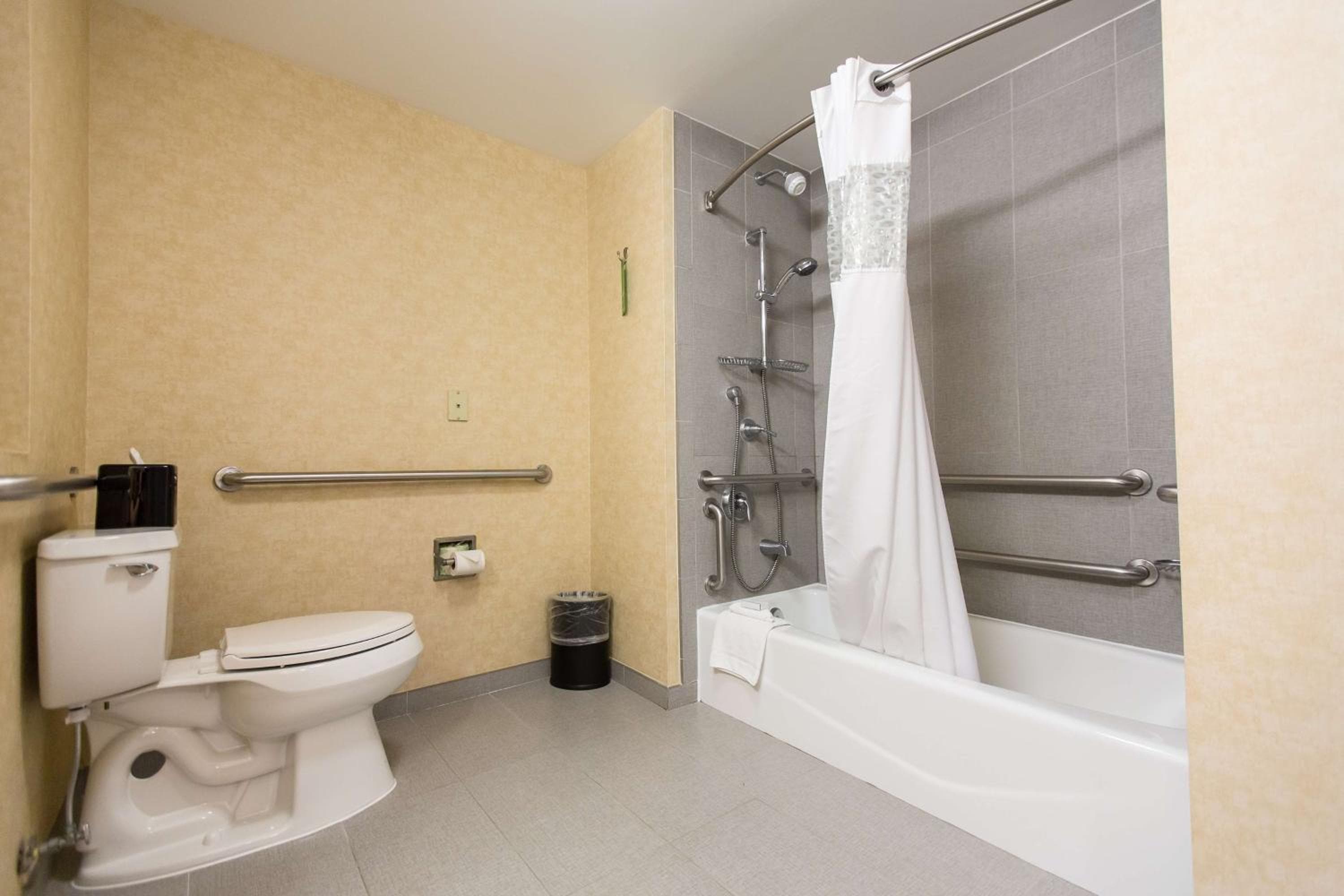 Hampton Inn and Suites Parsippany/North