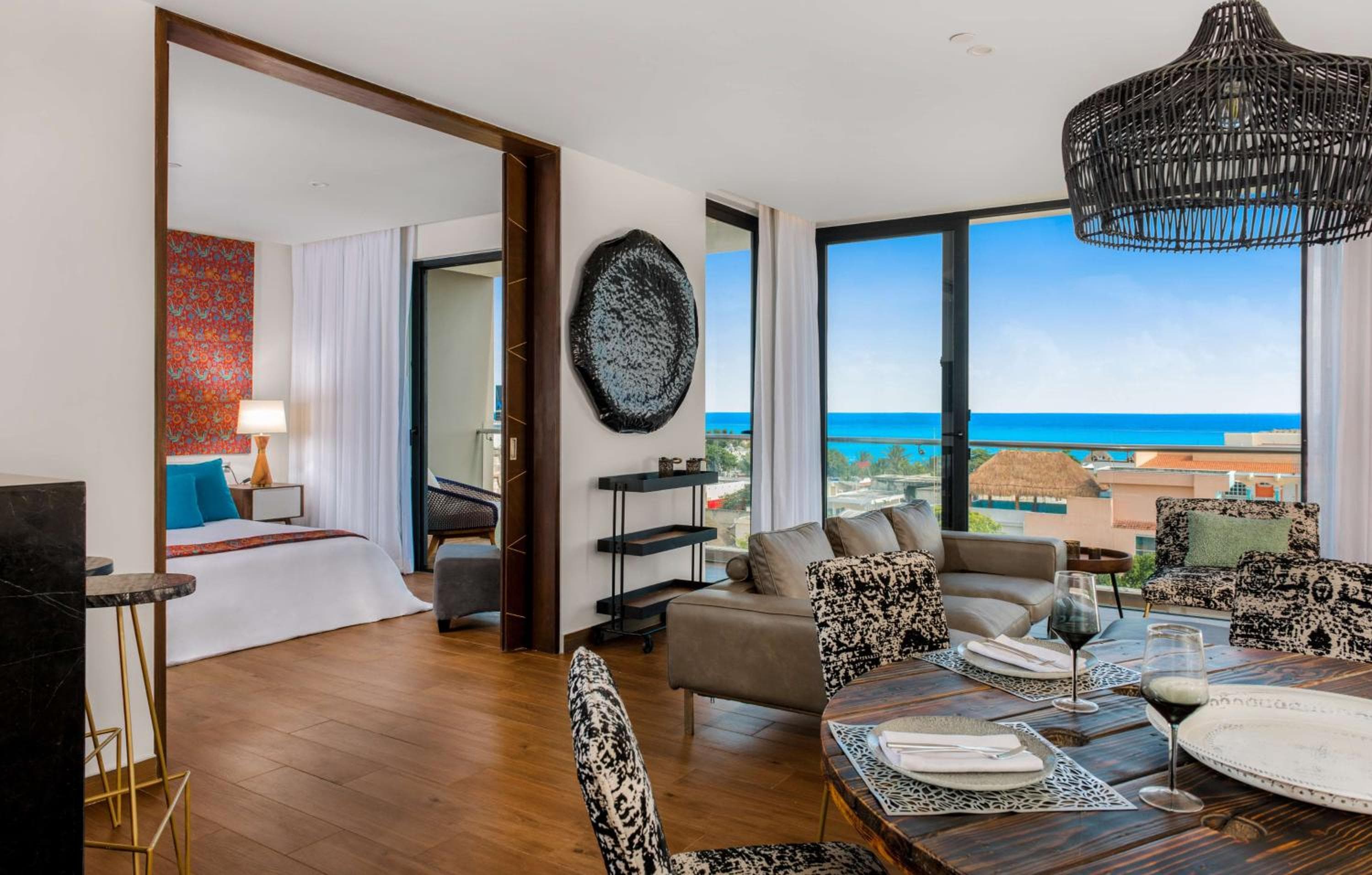 The Fives Downtown Hotel & Residences, Curio Collection by Hilton